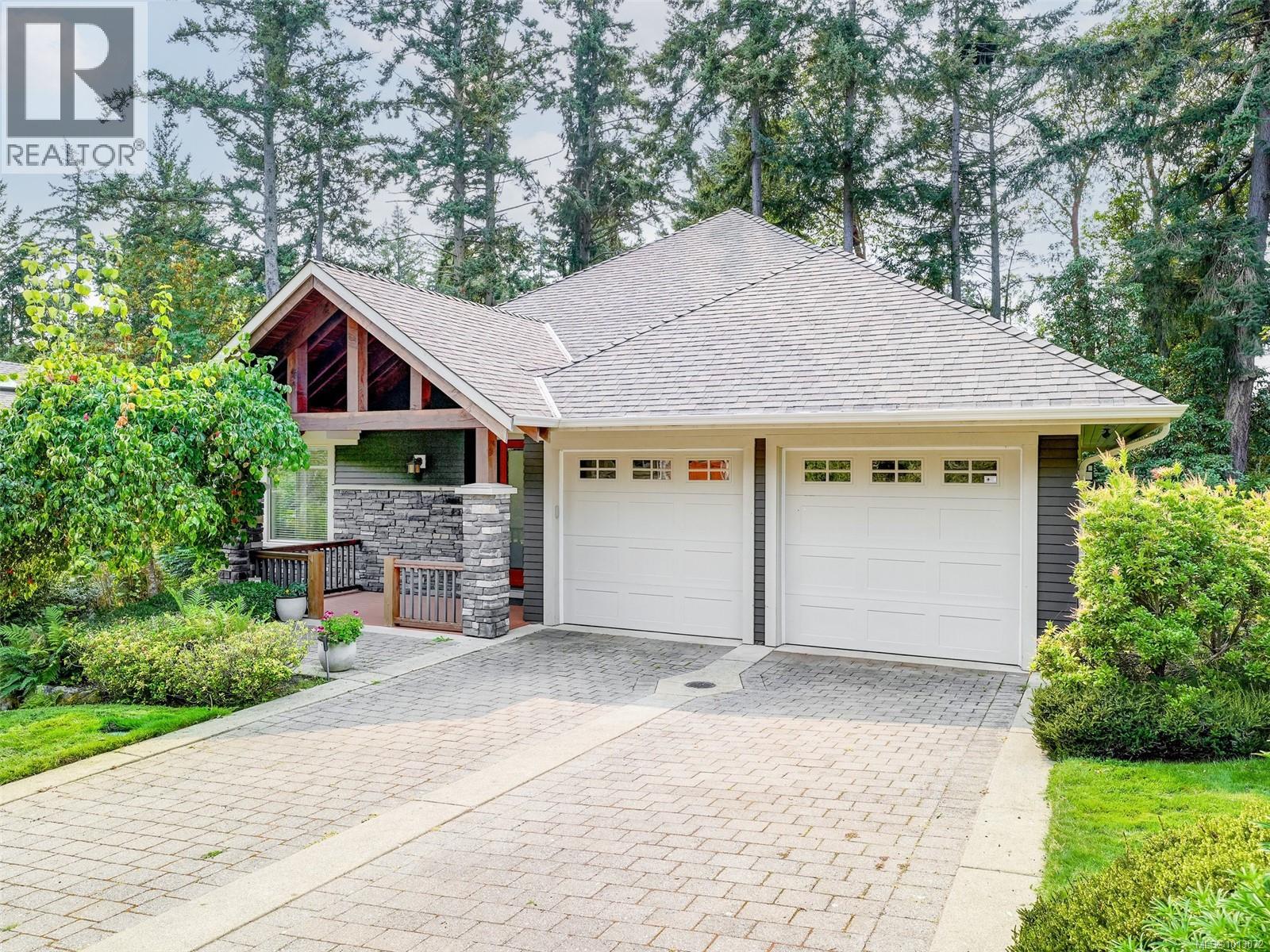 Property at 1266 Oceanwood Lane image 1