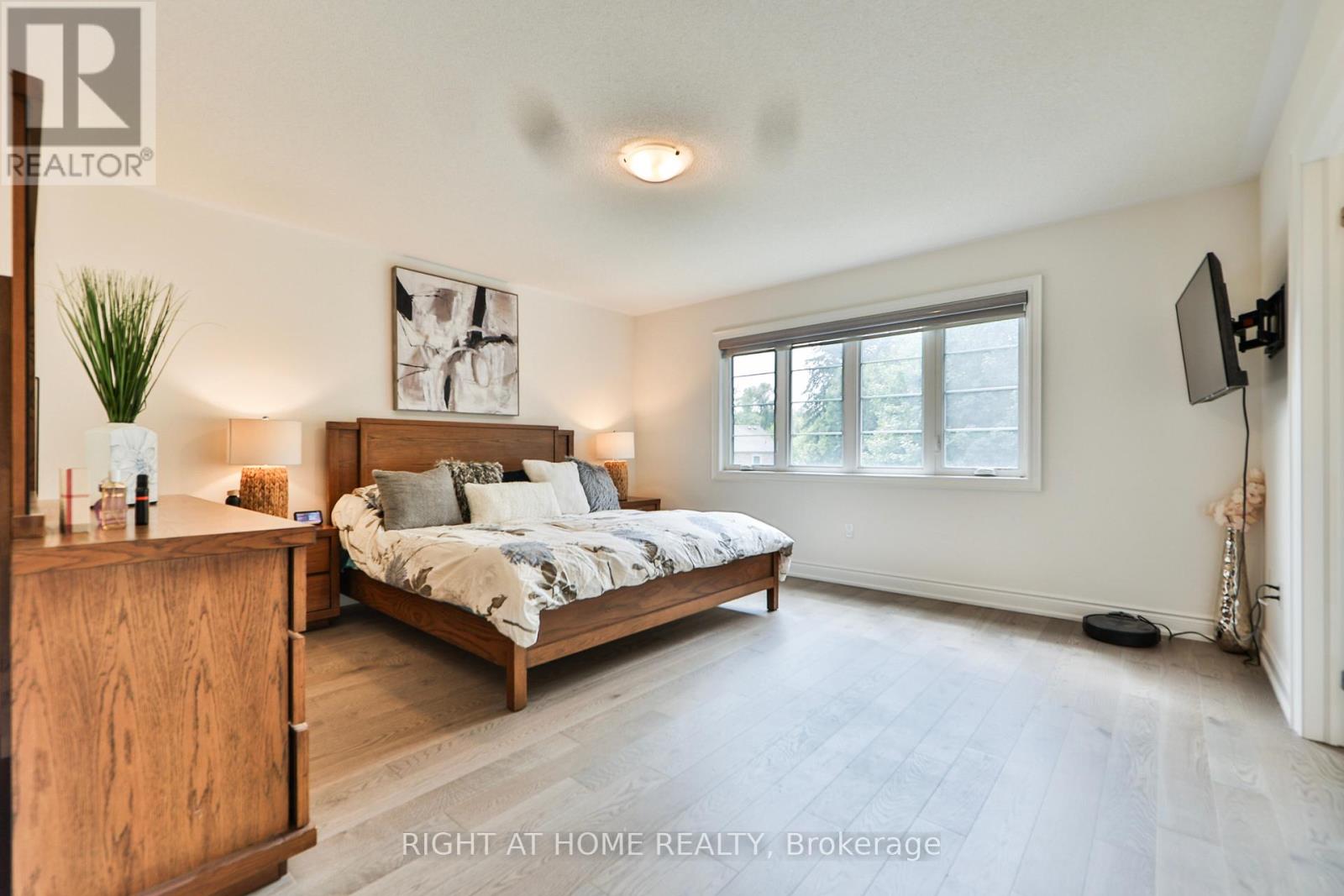 54 Workgreen Park Way Parkway, Brampton (Bram West), Ontario  L6Y 6J5 - Photo 18 - W12385827