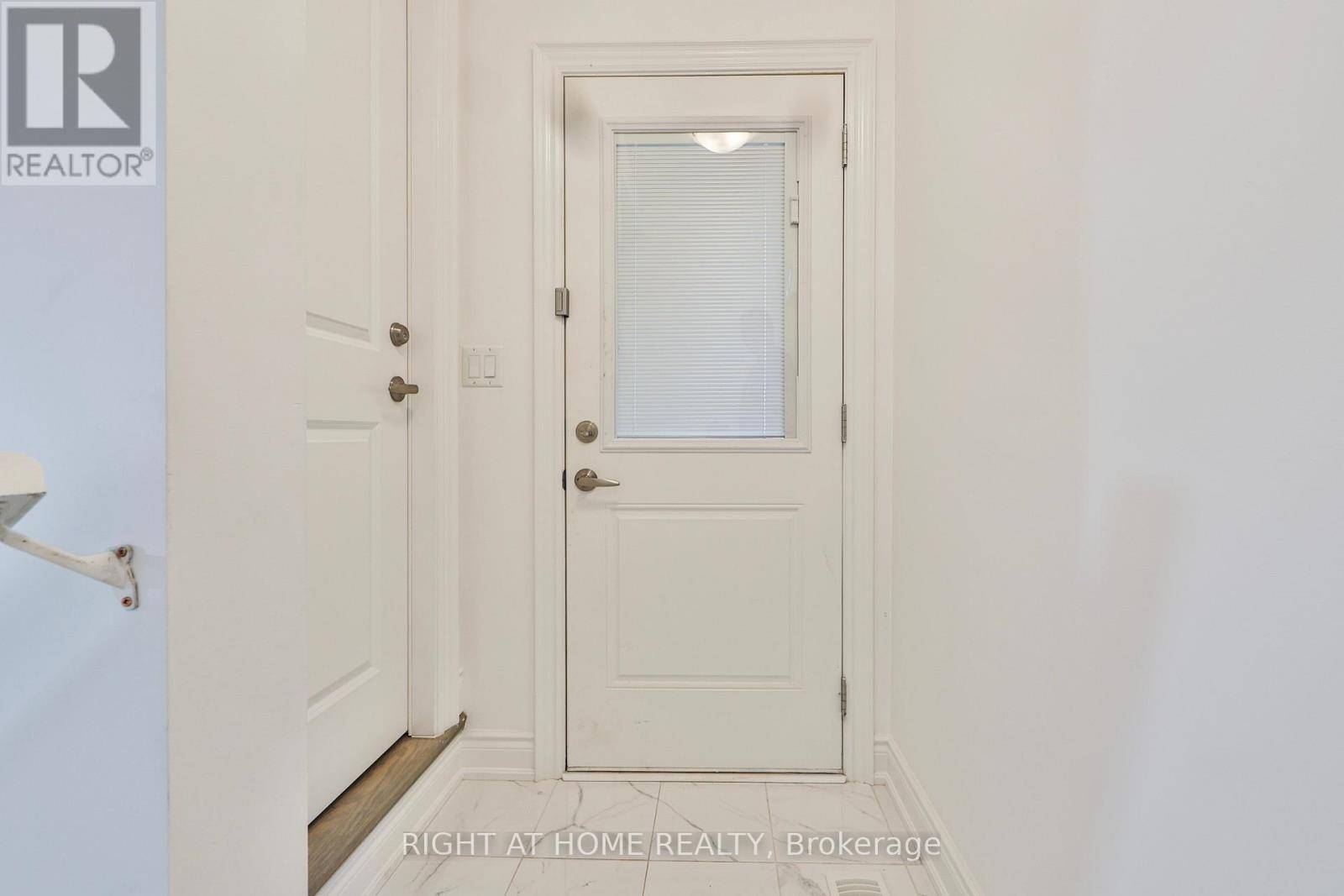 54 Workgreen Park Way Parkway, Brampton (Bram West), Ontario  L6Y 6J5 - Photo 31 - W12385827