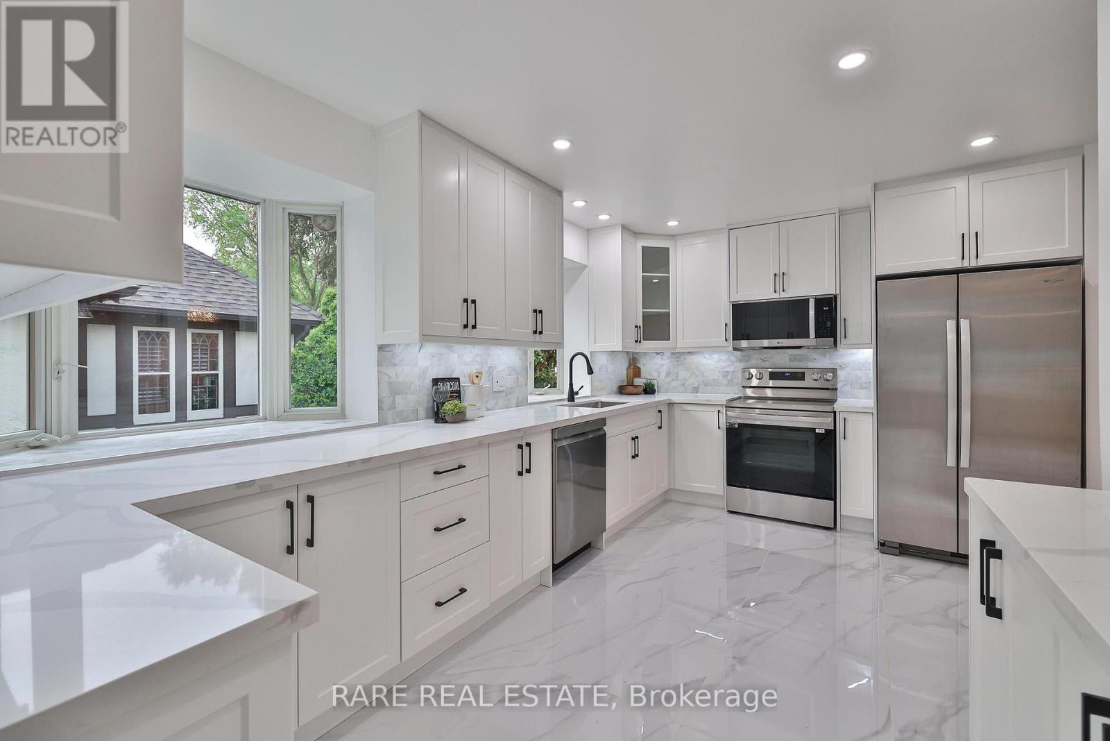 1111 Kipling Avenue, Toronto (Islington-City Centre West), Ontario  M9B 3M4 - Photo 4 - W12385837