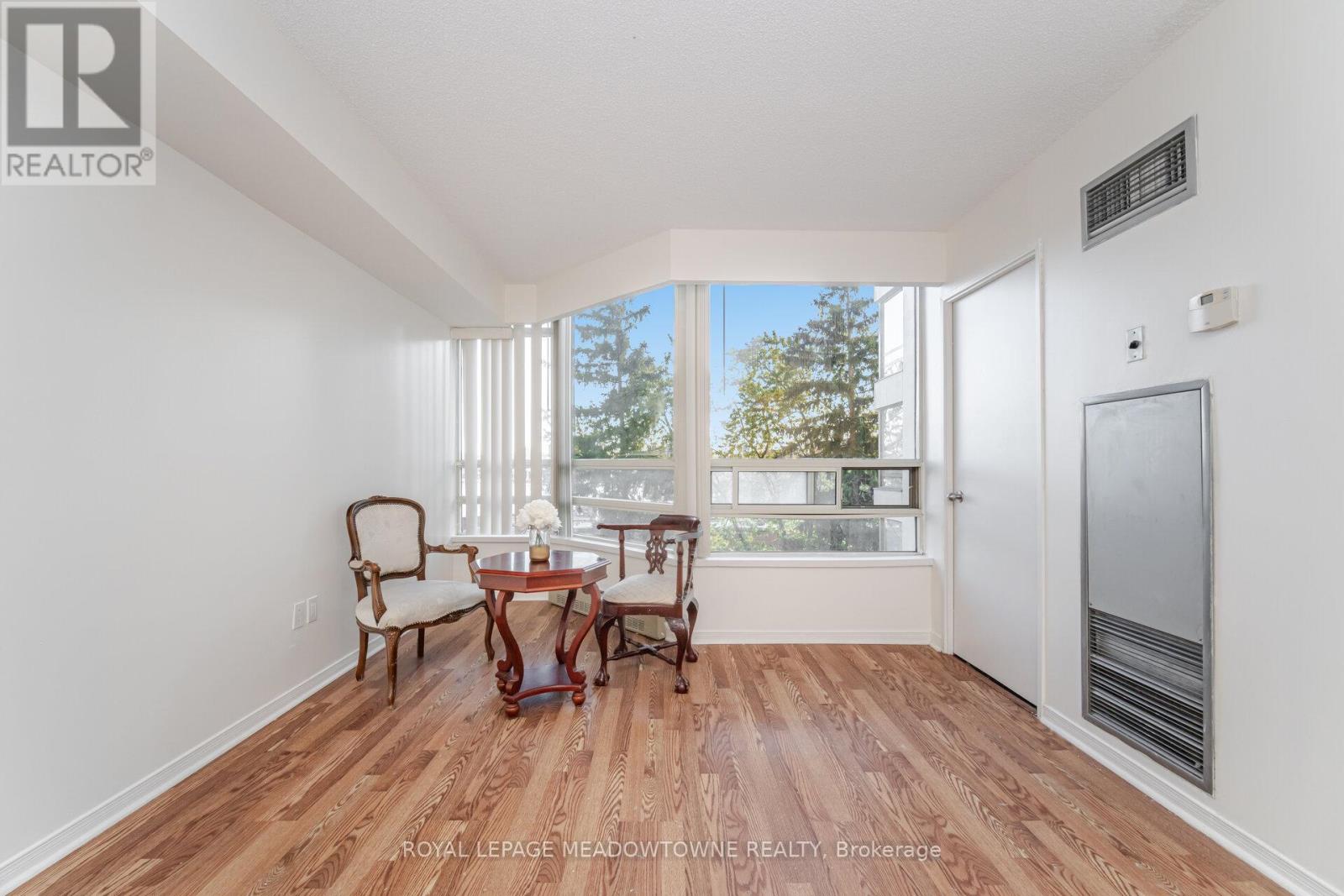 406 - 75 King Street E, Mississauga, Ontario  L5A 4G5 - Photo 17 - W12385839