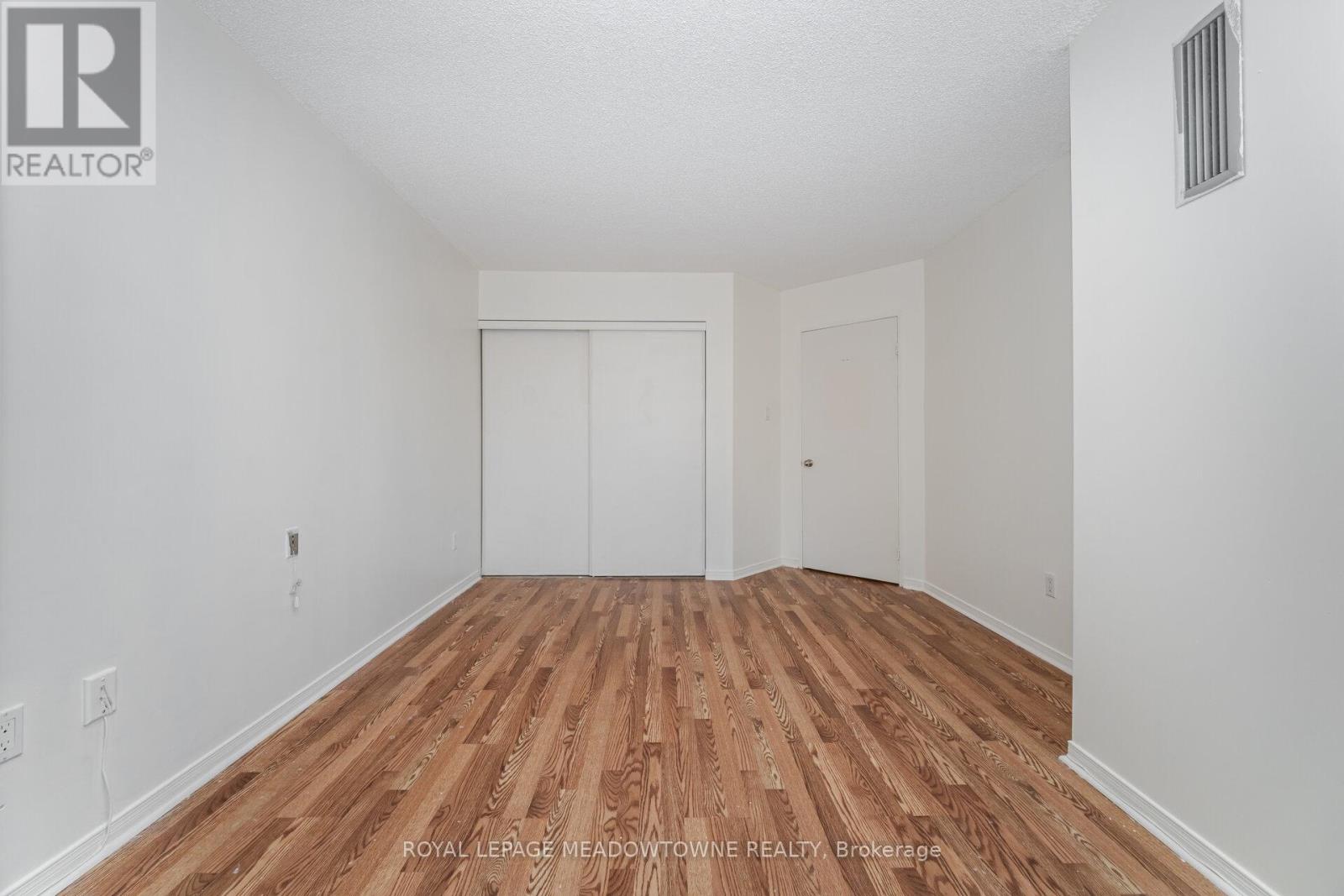 406 - 75 King Street E, Mississauga, Ontario  L5A 4G5 - Photo 24 - W12385839