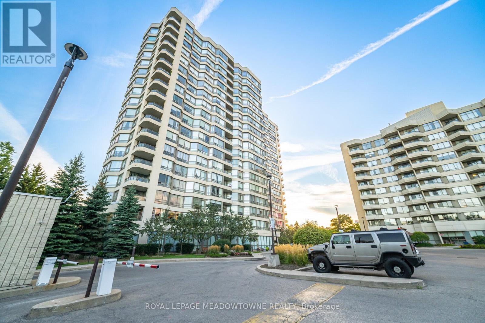 406 - 75 King Street E, Mississauga, Ontario  L5A 4G5 - Photo 38 - W12385839