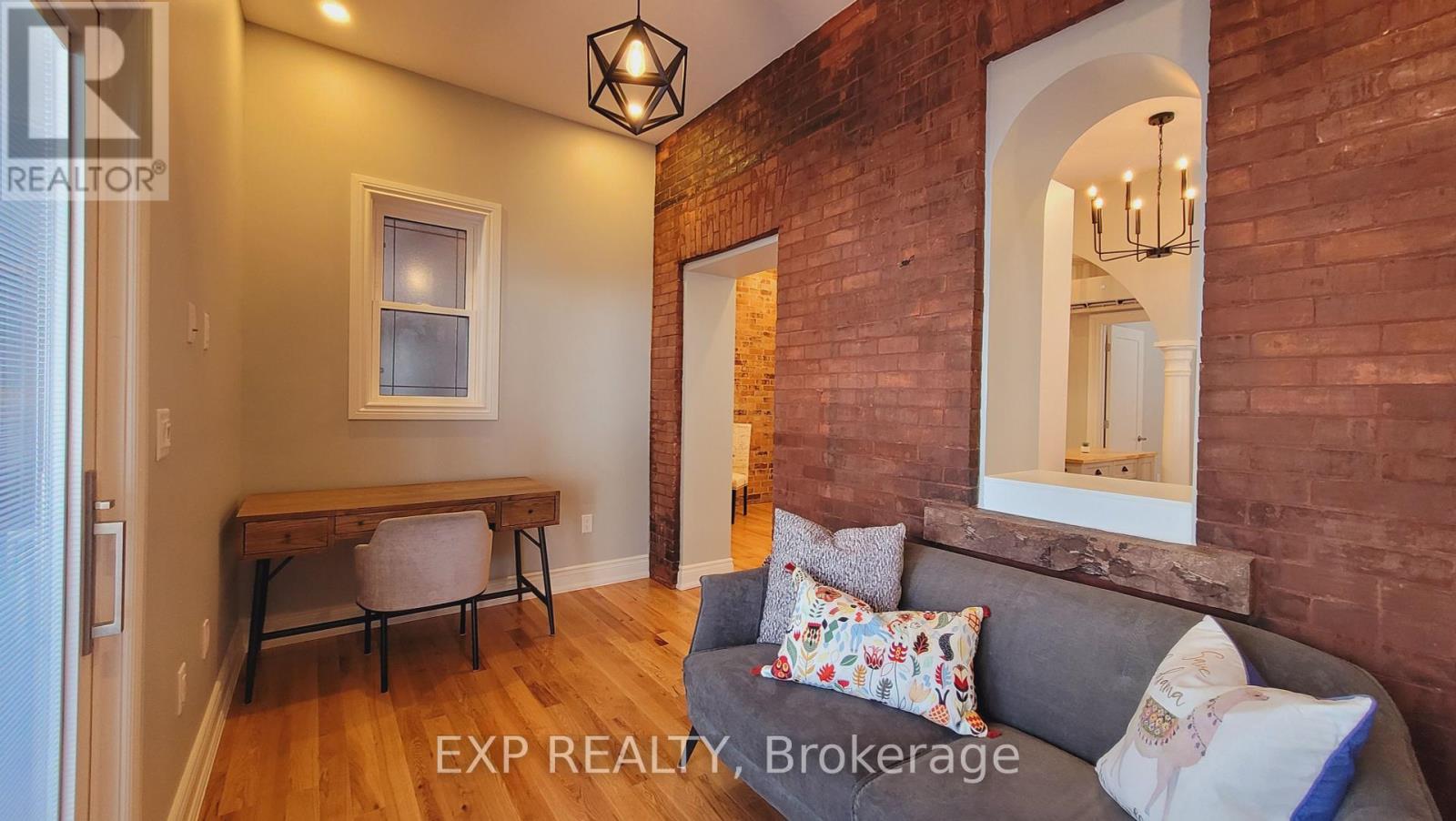 103 - 157-159 James Street, Ottawa, Ontario  K1R 5M4 - Photo 4 - X12385861
