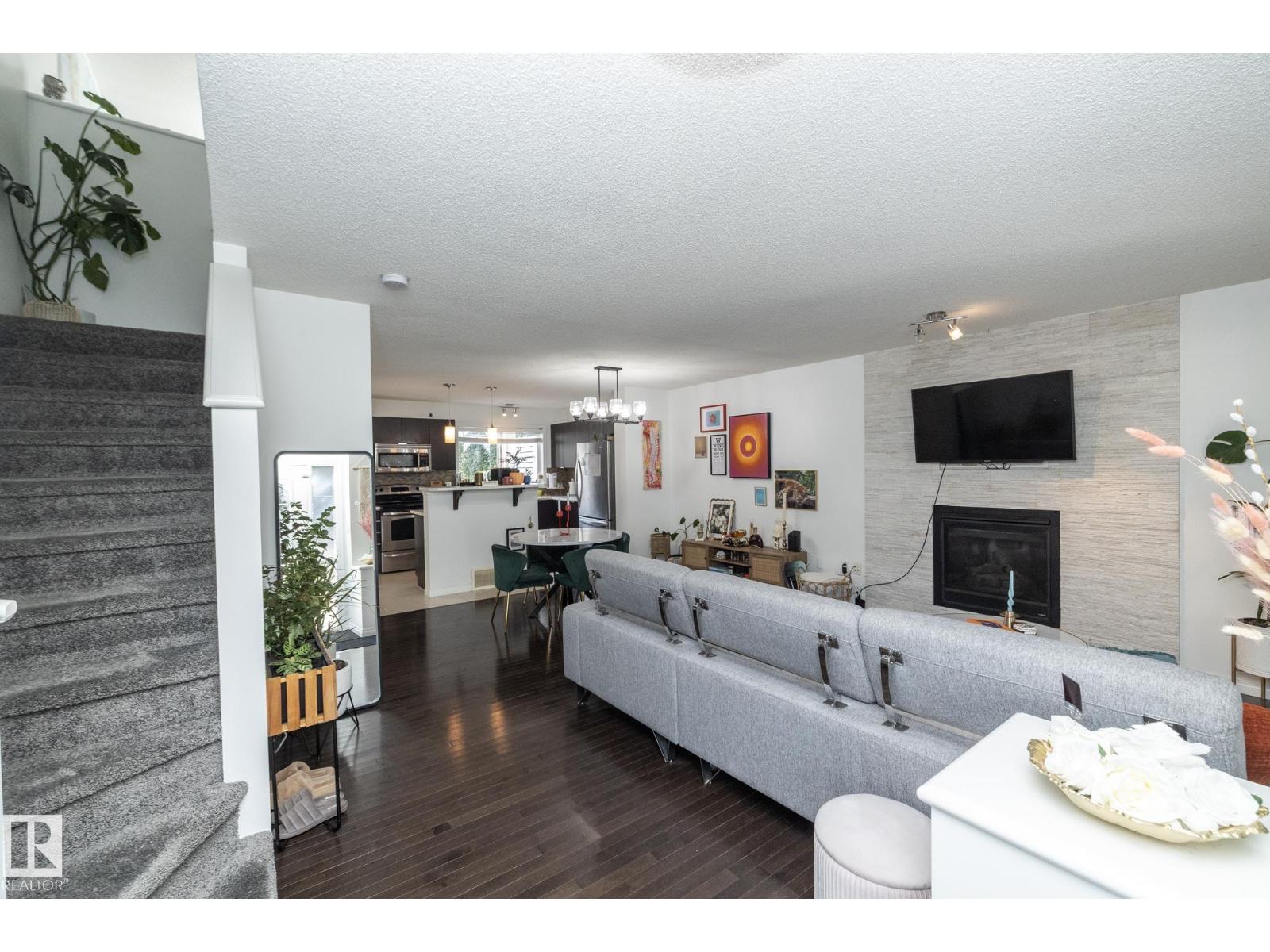 7409 22 Ave Sw, Edmonton, Alberta  T6X 0V6 - Photo 8 - E4455680
