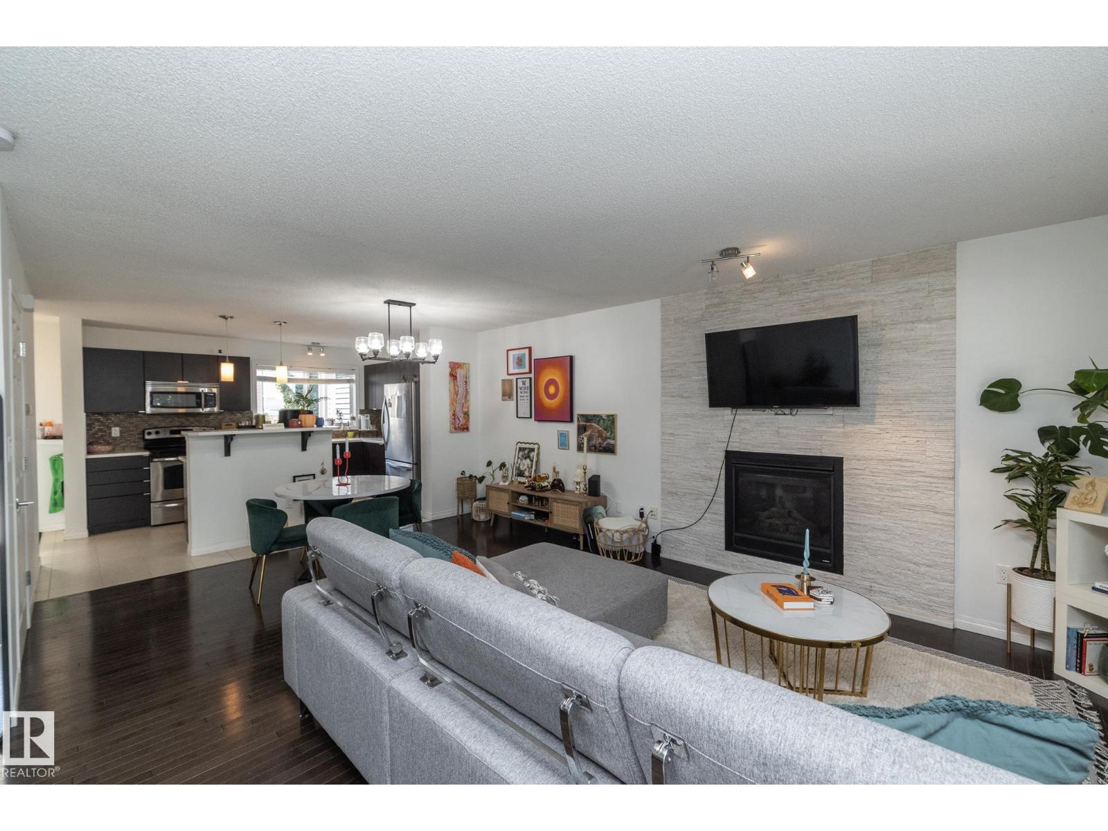 7409 22 Ave Sw, Edmonton, Alberta  T6X 0V6 - Photo 9 - E4455680