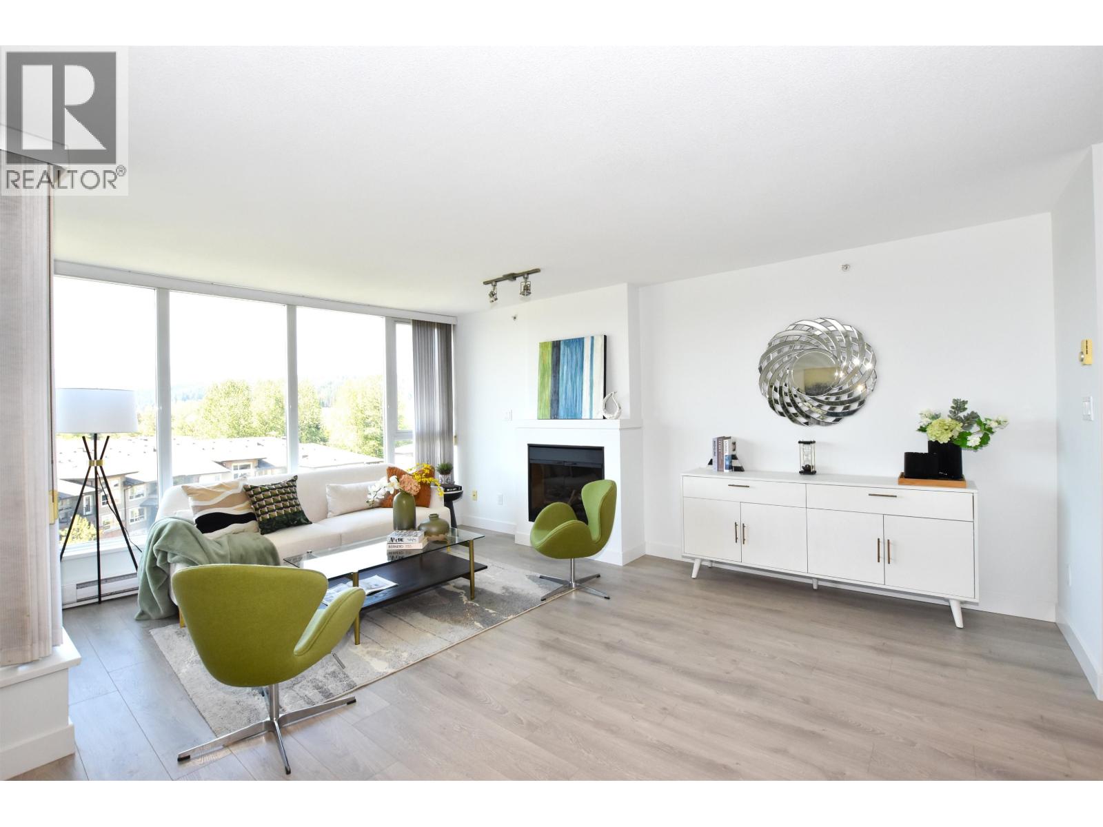 803 651 Nootka Way, Port Moody, British Columbia  V3H 0A1 - Photo 5 - R2994288