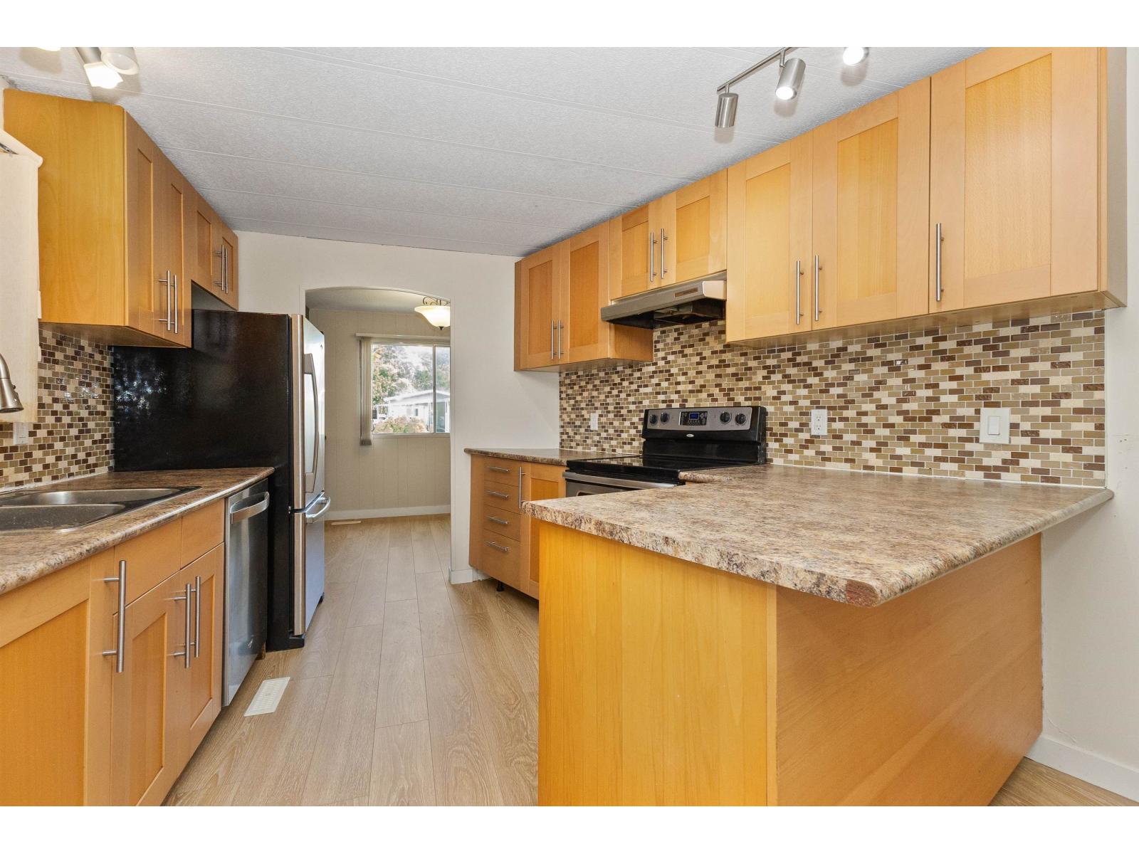 58 8220 King George Boulevard, Surrey, British Columbia  V3W 6E1 - Photo 12 - R3044455