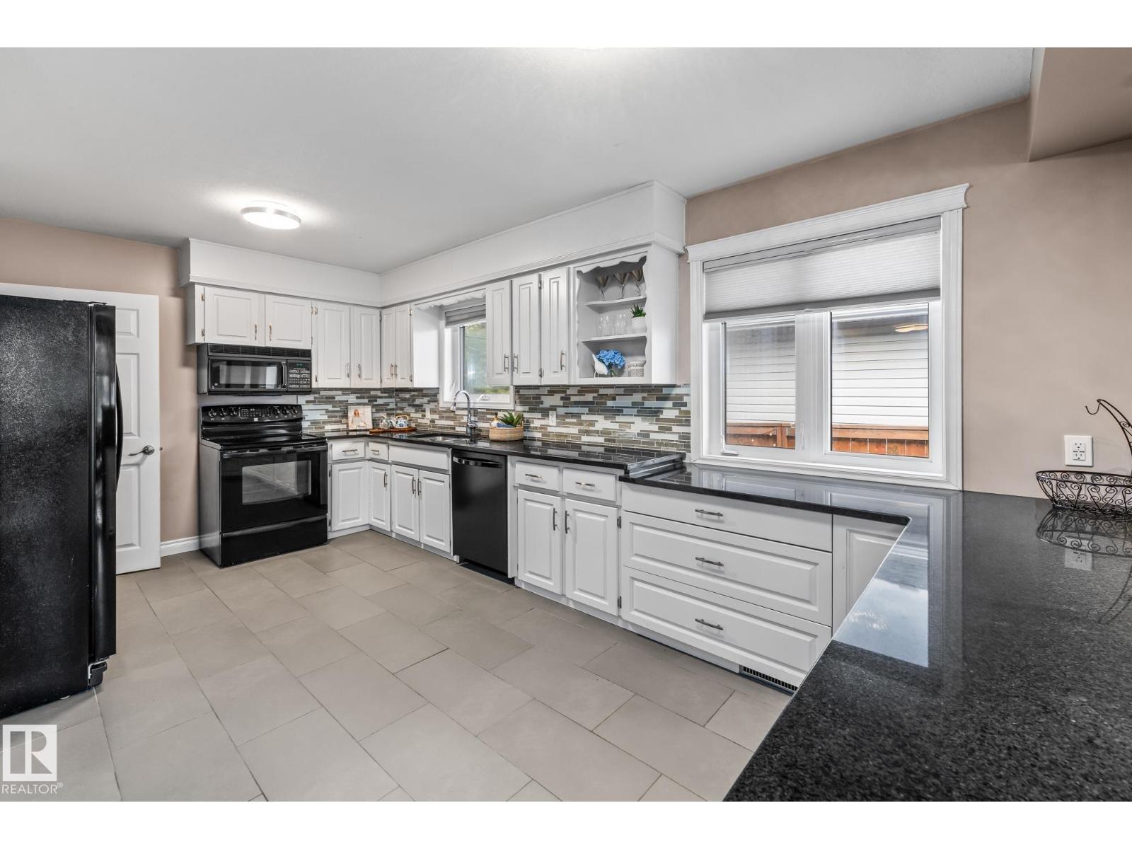 6308 94b Av Nw, Edmonton, Alberta  T6B 0Z6 - Photo 8 - E4449464