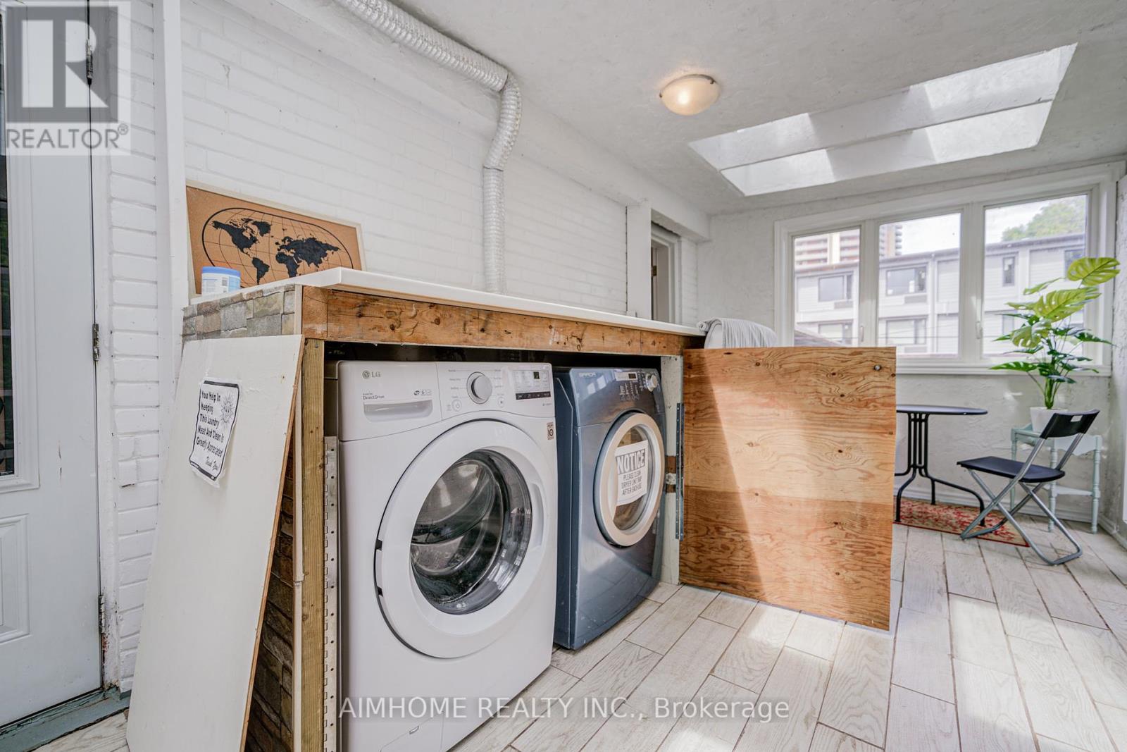 5 Macey Avenue, Toronto, Ontario  M1L 2T6 - Photo 15 - E12385373
