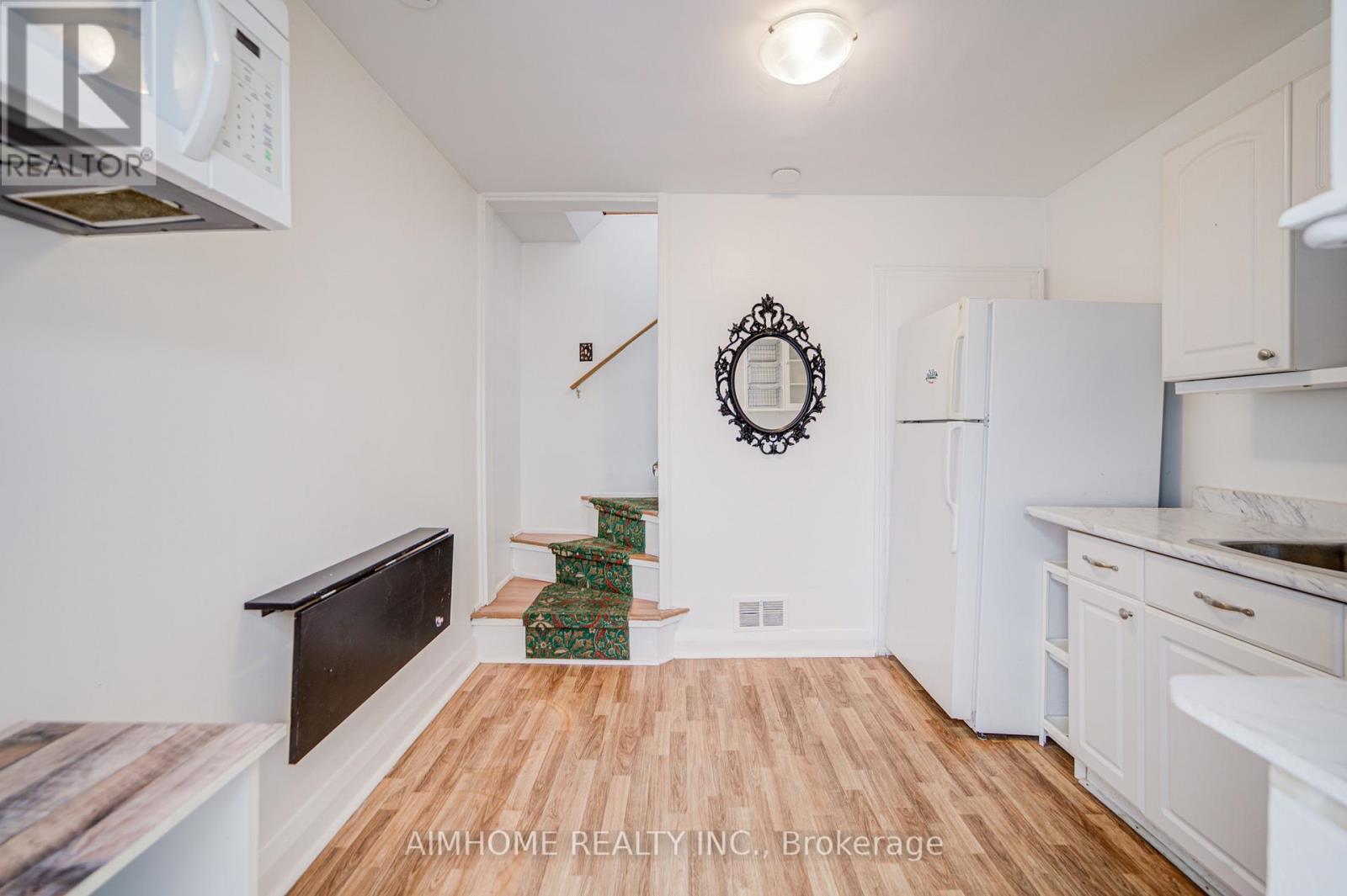 5 Macey Avenue, Toronto, Ontario  M1L 2T6 - Photo 17 - E12385373