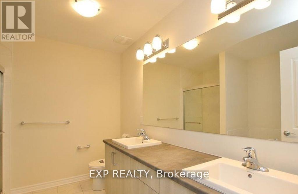 18 Rookie Crescent, Ottawa, Ontario  K2V 0R9 - Photo 11 - X12385873