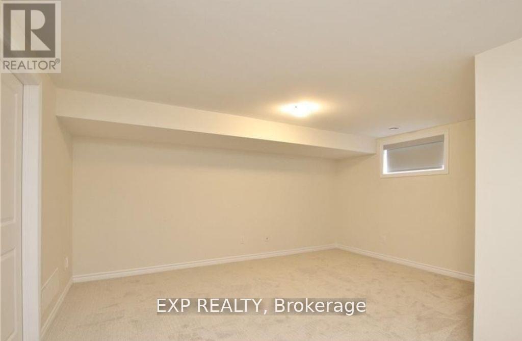 18 Rookie Crescent, Ottawa, Ontario  K2V 0R9 - Photo 19 - X12385873