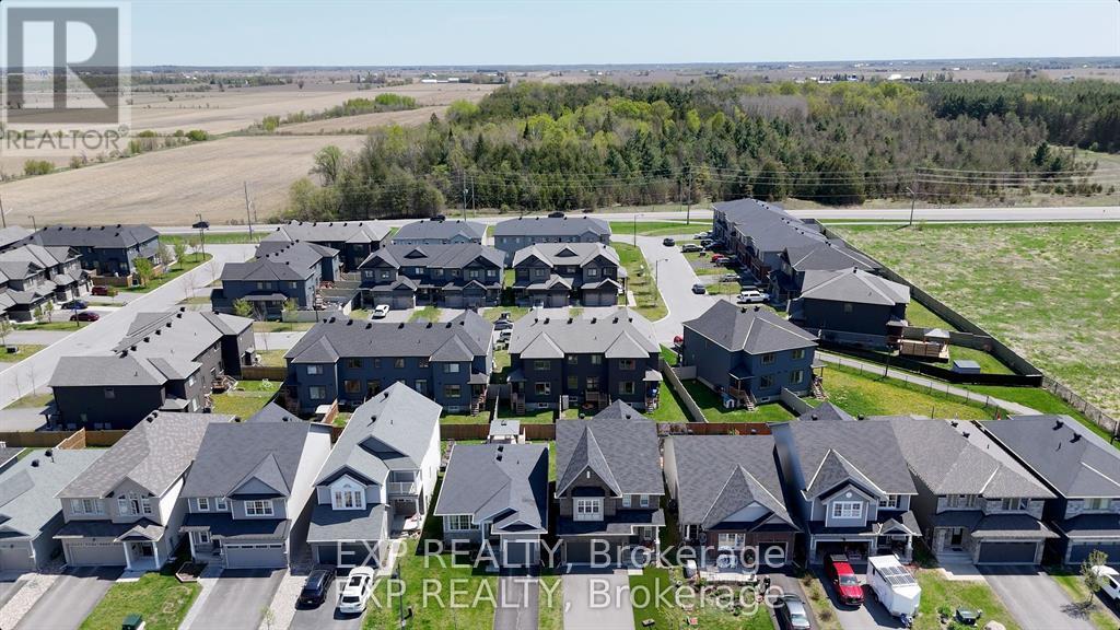 18 Rookie Crescent, Ottawa, Ontario  K2V 0R9 - Photo 22 - X12385873
