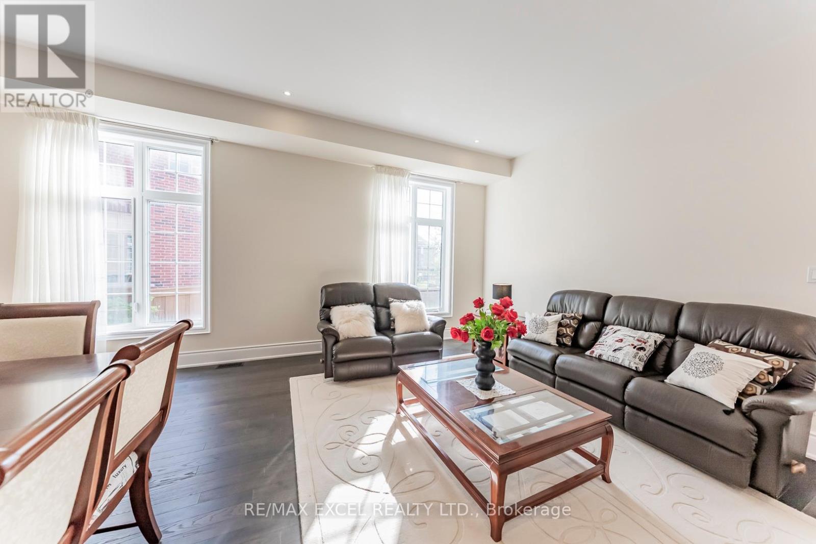 21 Paradise Valley Trail, King (Nobleton), Ontario  L7B 0A5 - Photo 14 - N12382927