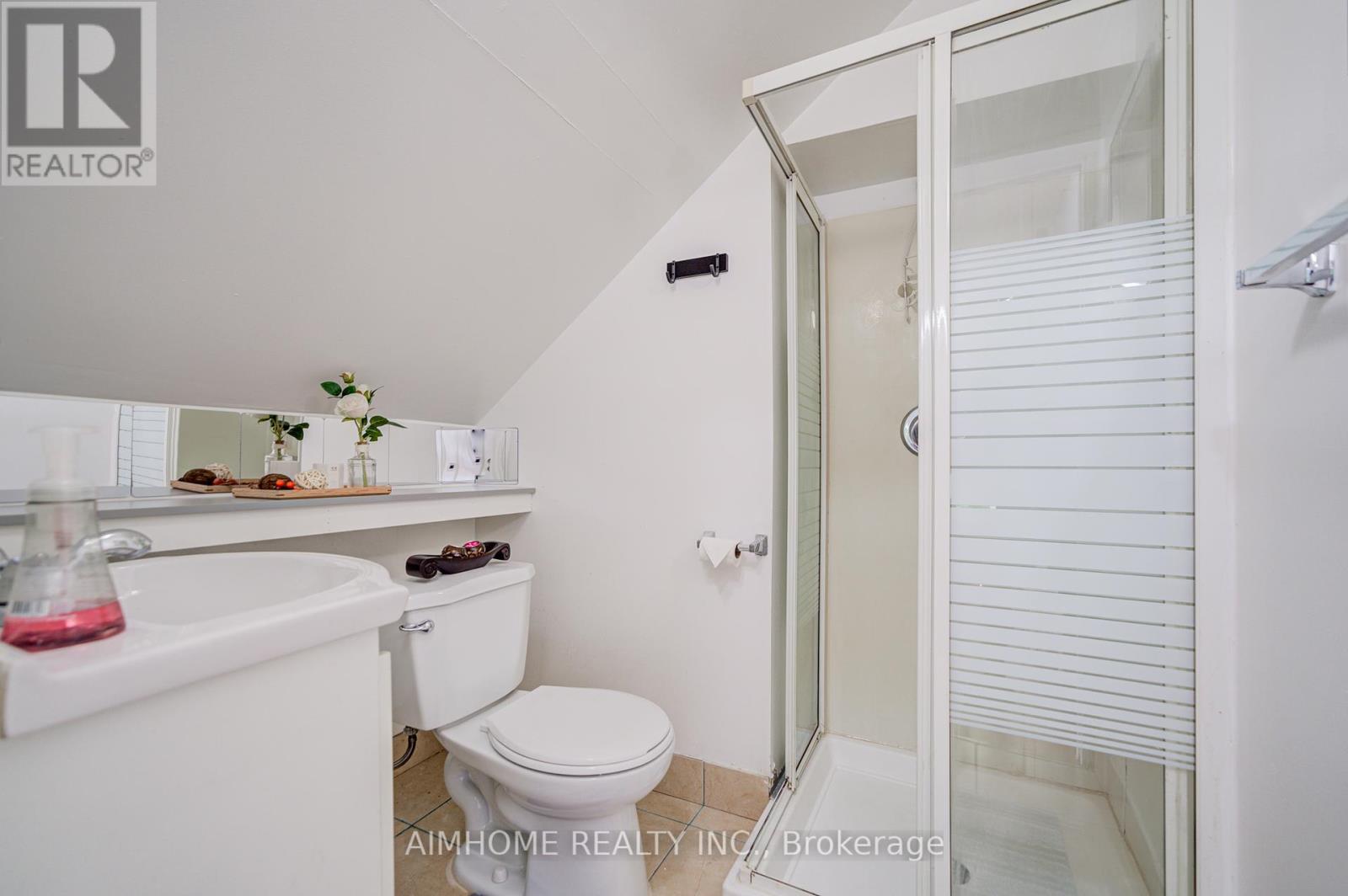 5 Macey Avenue, Toronto, Ontario  M1L 2T6 - Photo 22 - E12385373