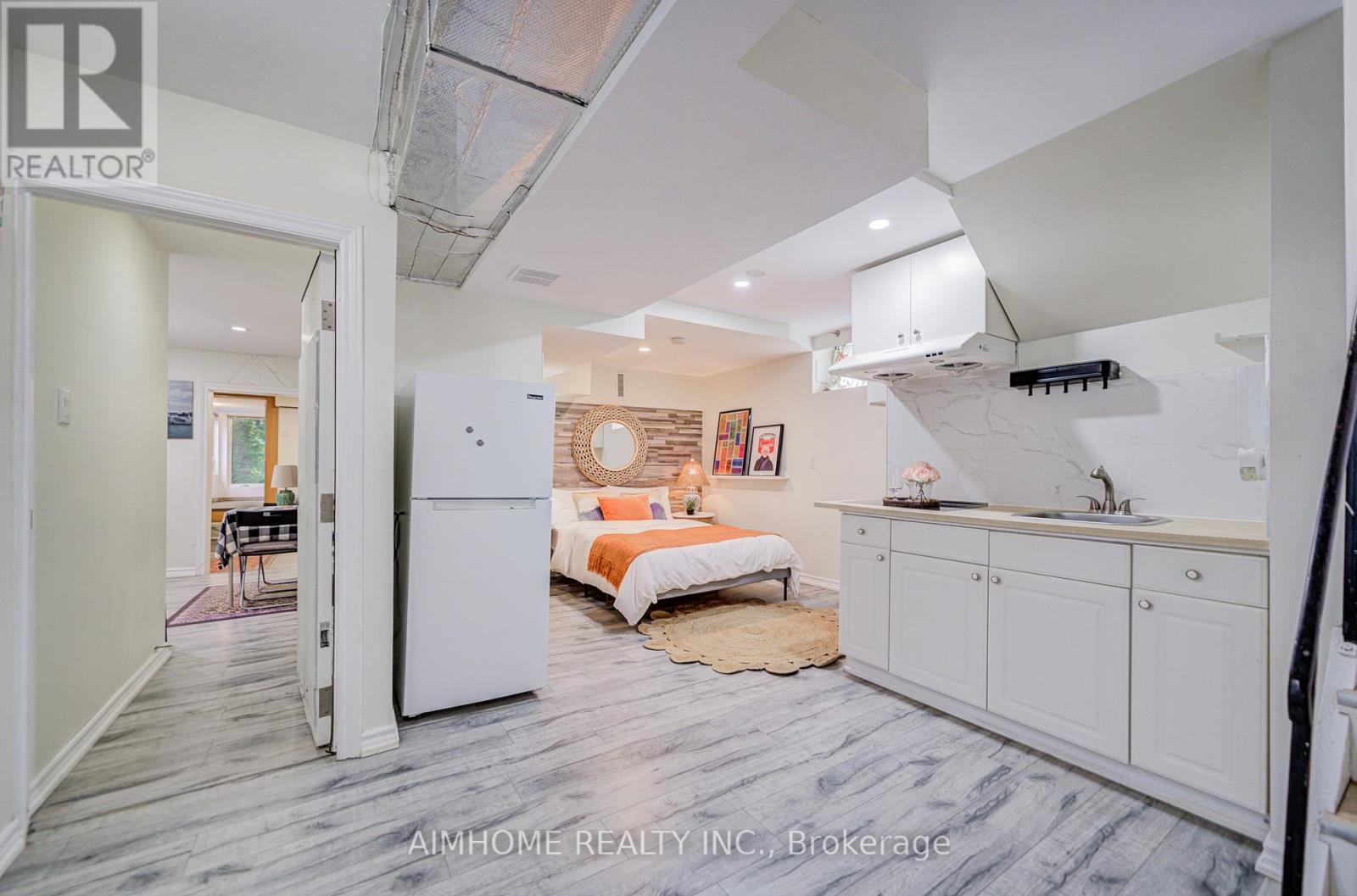 5 Macey Avenue, Toronto, Ontario  M1L 2T6 - Photo 27 - E12385373