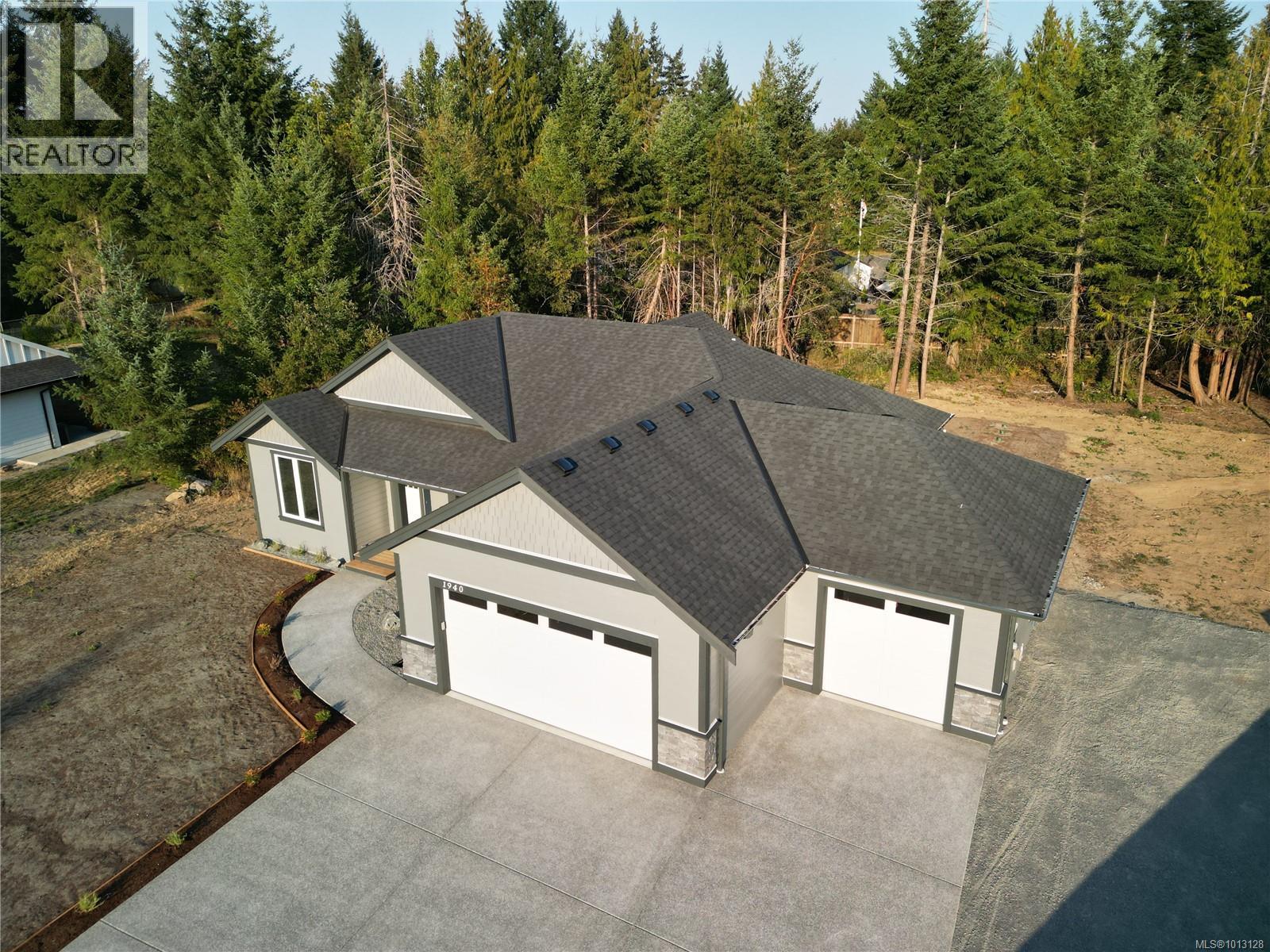 Property at 1940 Woobank Rd image 2
