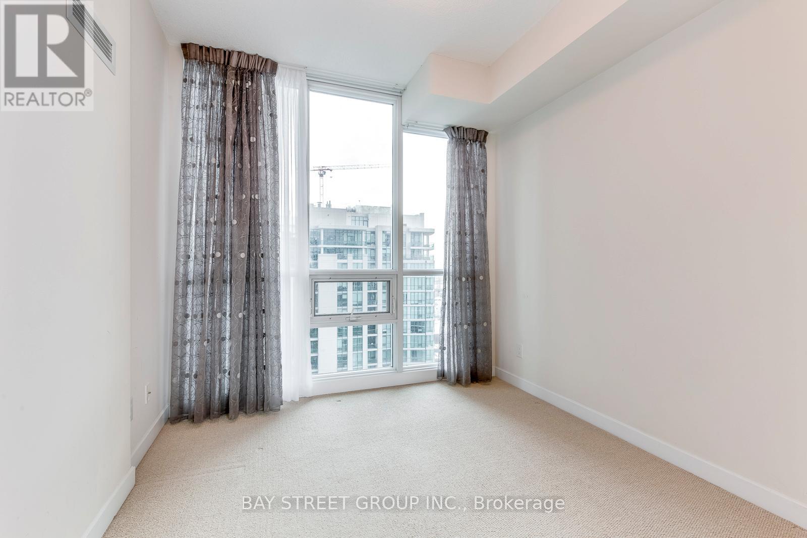 2704 - 33 Bay Street, Toronto (Waterfront Communities), Ontario  M5J 2Z3 - Photo 16 - C12385884