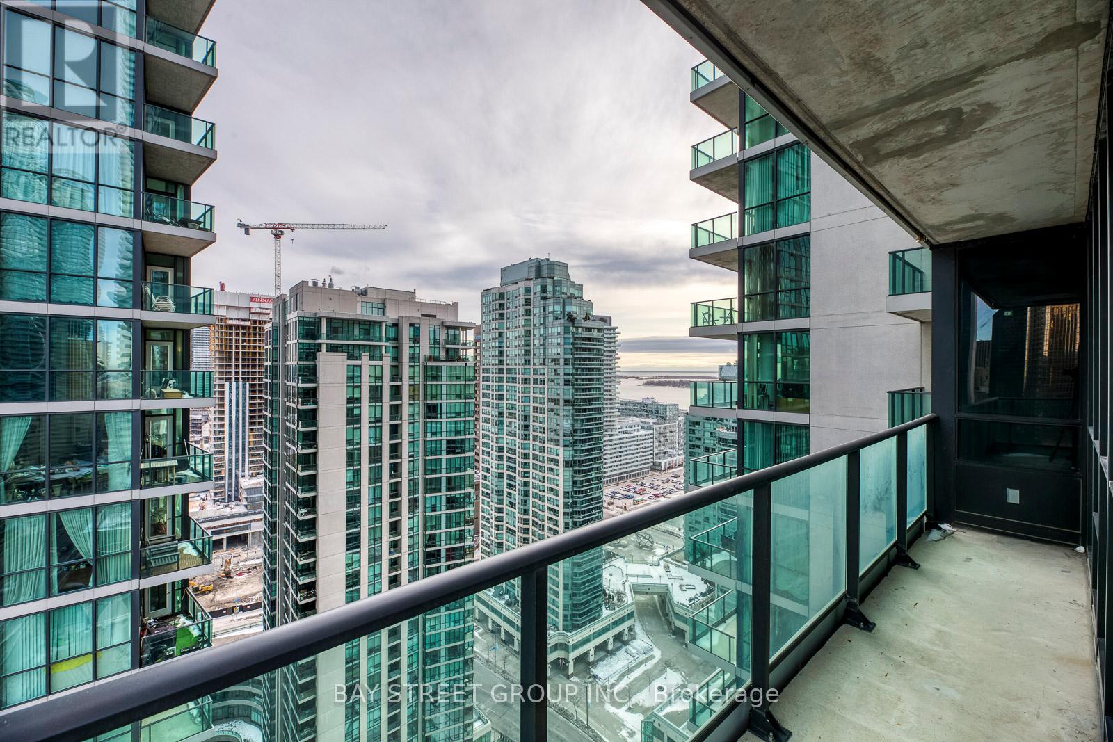 2704 - 33 Bay Street, Toronto (Waterfront Communities), Ontario  M5J 2Z3 - Photo 23 - C12385884