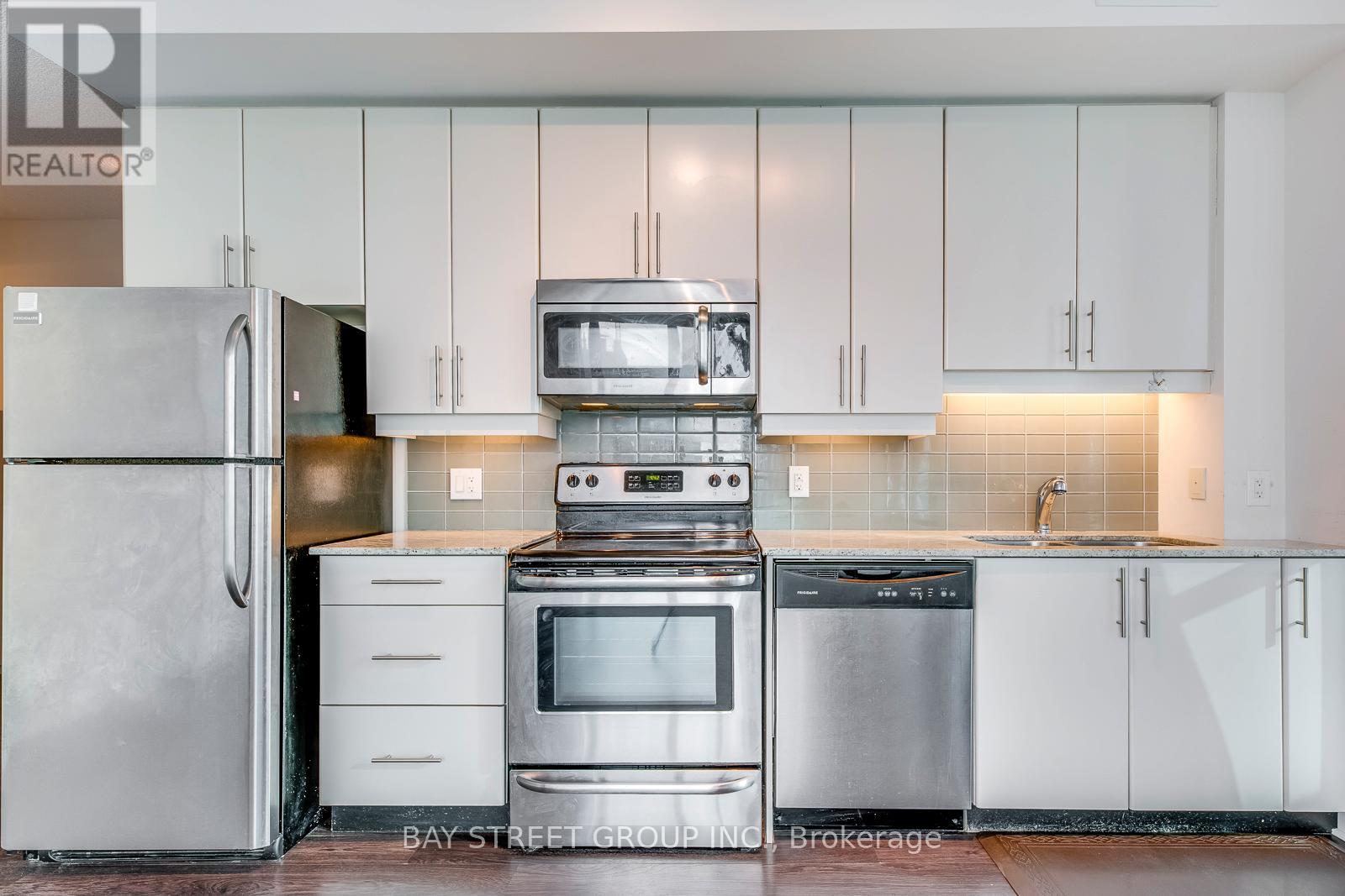 2704 - 33 Bay Street, Toronto (Waterfront Communities), Ontario  M5J 2Z3 - Photo 9 - C12385884