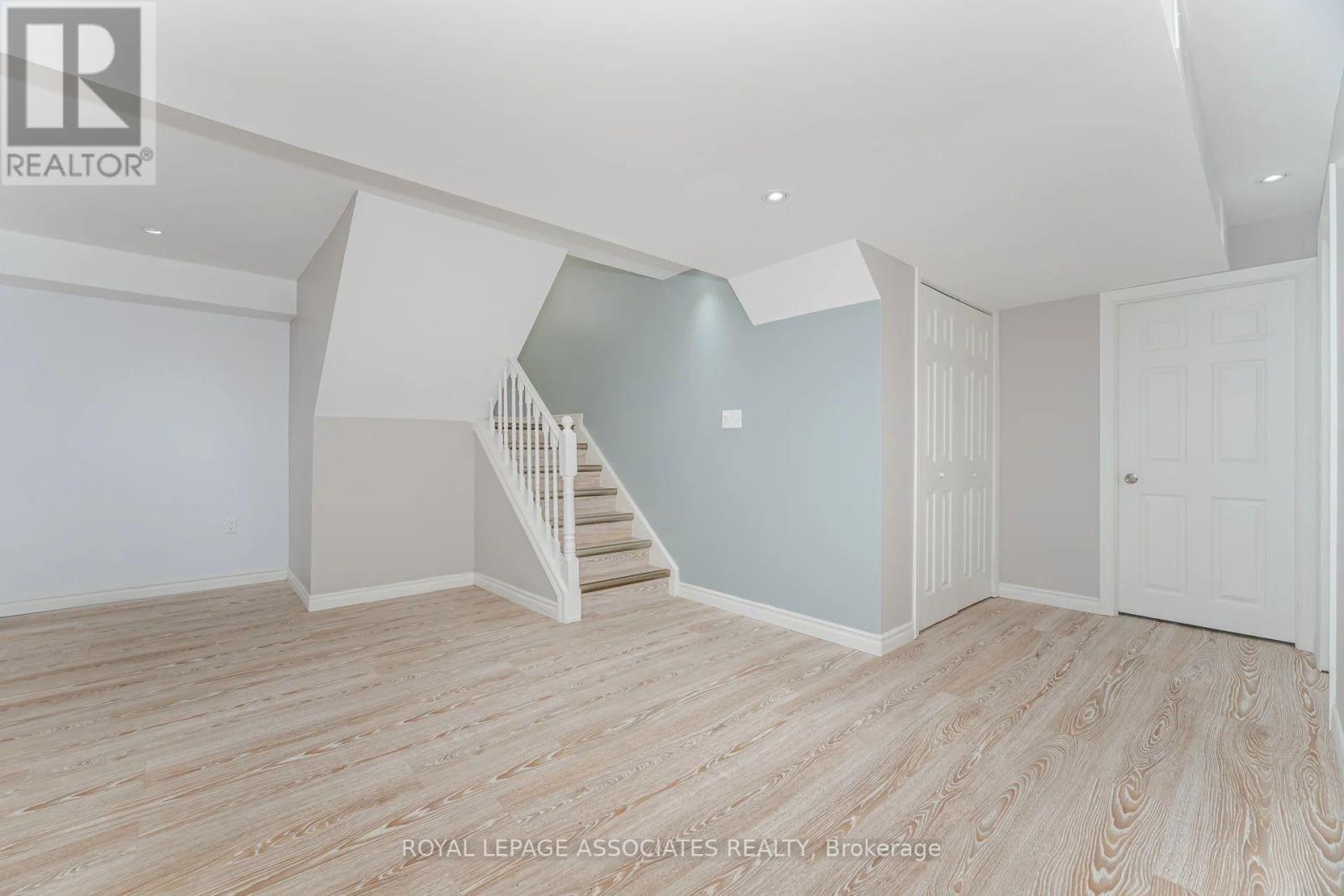 64 Atherton Avenue N, Ajax, Ontario  L1T 0L3 - Photo 36 - E12385887