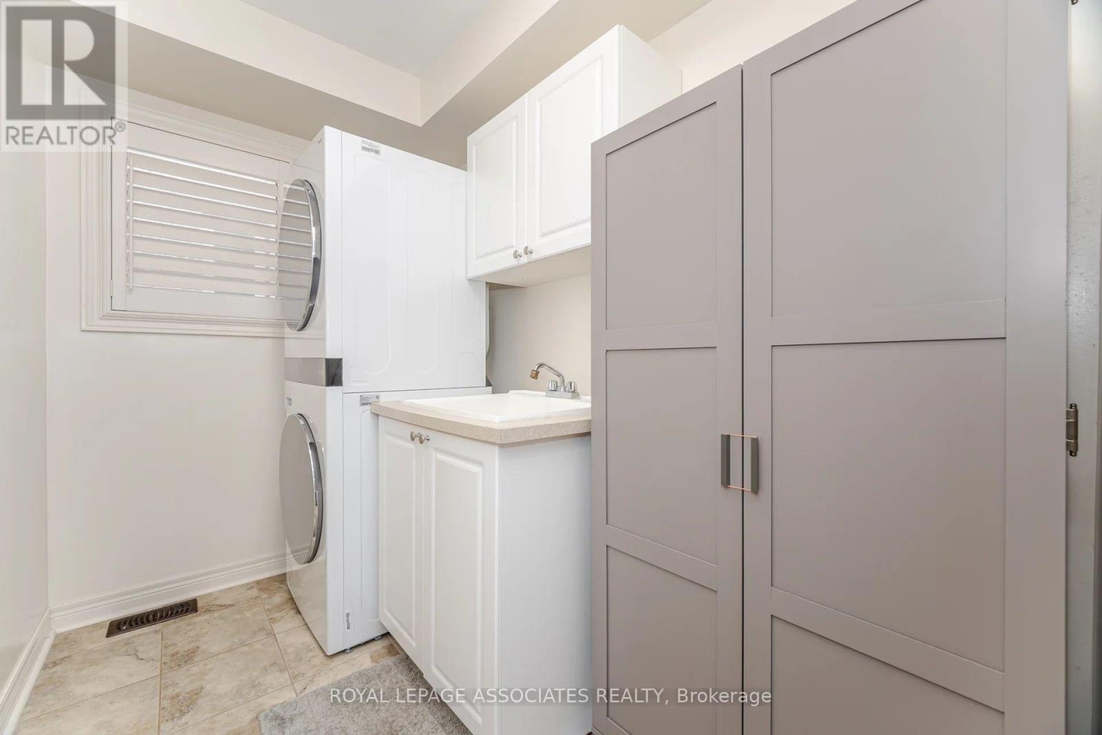 64 Atherton Avenue N, Ajax, Ontario  L1T 0L3 - Photo 44 - E12385887