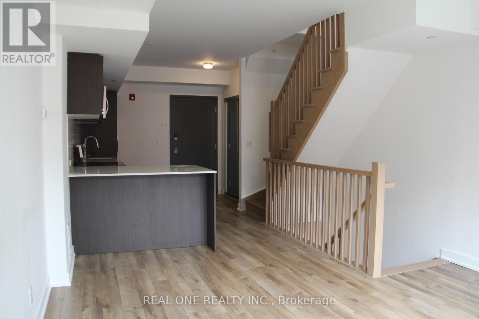 318 - 2100 Bridletowne Circle, Toronto (L'amoreaux), Ontario  M1W 2L1 - Photo 7 - E12385903