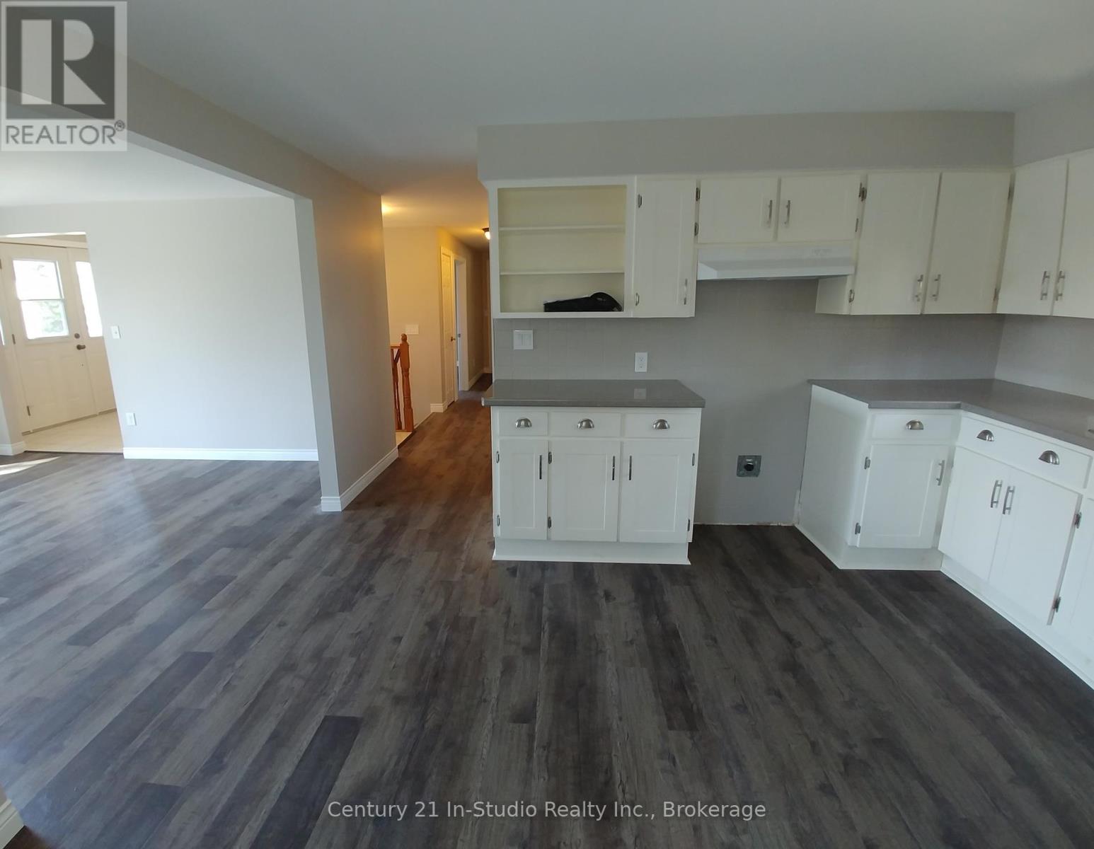 1 - 502 Ridgewood Road, Huron-Kinloss, Ontario  N0G 2R0 - Photo 5 - X12385923