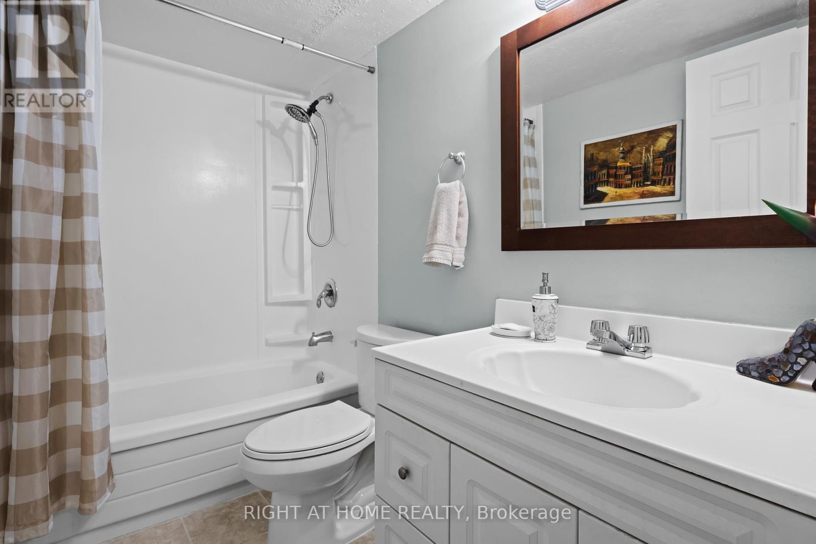 801 - 359 Geneva Street, St. Catharines (Fairview), Ontario  L2N 2G5 - Photo 18 - X12385908