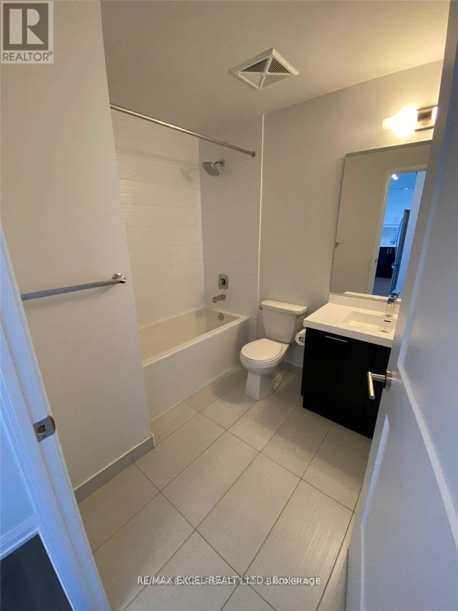 814 - 7895 Jane Street, Vaughan, Ontario  L4K 2M7 - Photo 13 - N12385919