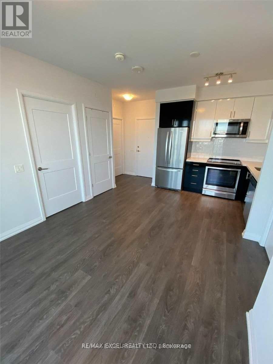 814 - 7895 Jane Street, Vaughan, Ontario  L4K 2M7 - Photo 2 - N12385919