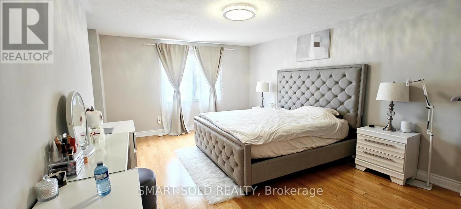 111 Park Place Drive, Markham, Ontario  L6E 1Z5 - Photo 11 - N12385926