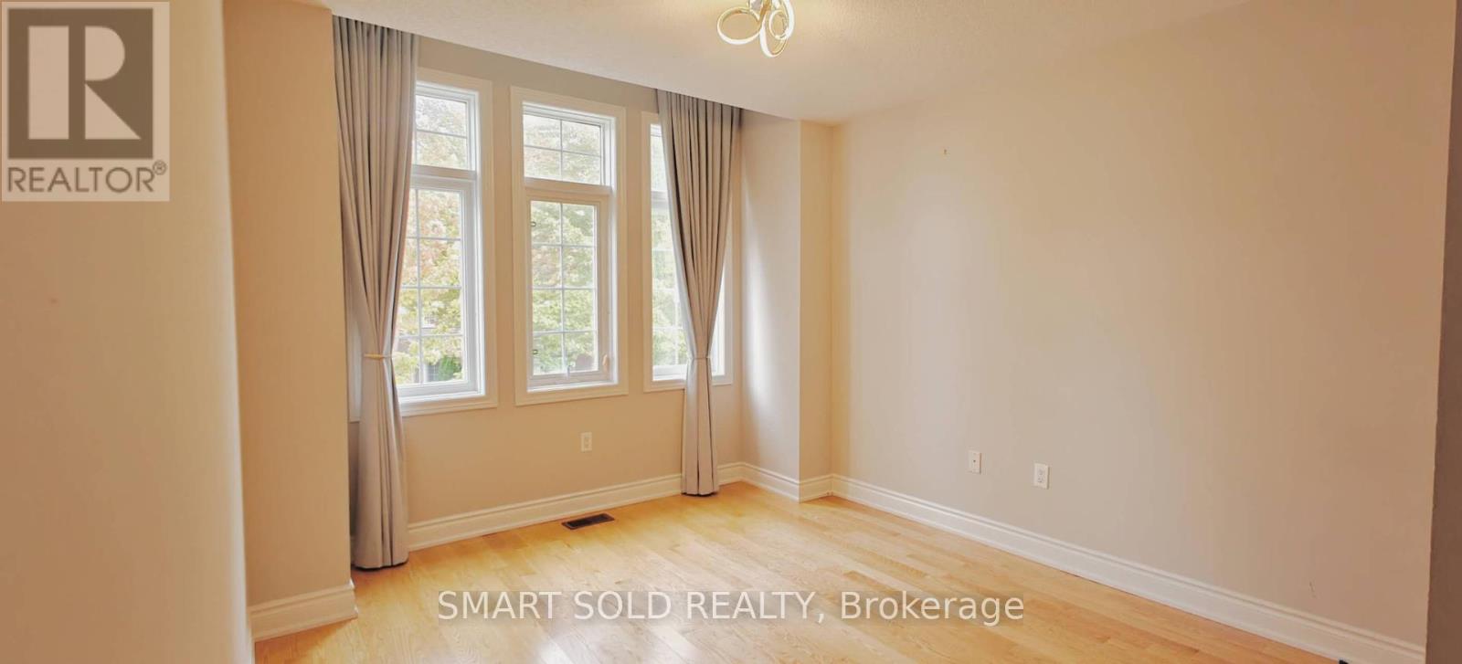 111 Park Place Drive, Markham, Ontario  L6E 1Z5 - Photo 14 - N12385926