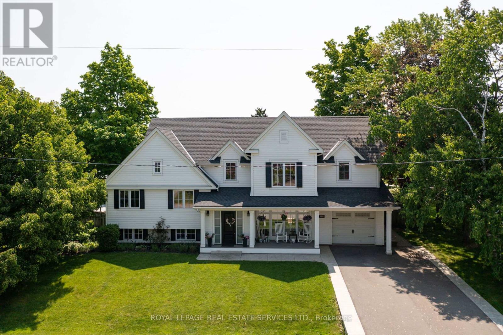 2088 Saxon Road, Oakville, Ontario  L6L 2V2 - Photo 2 - W12385927