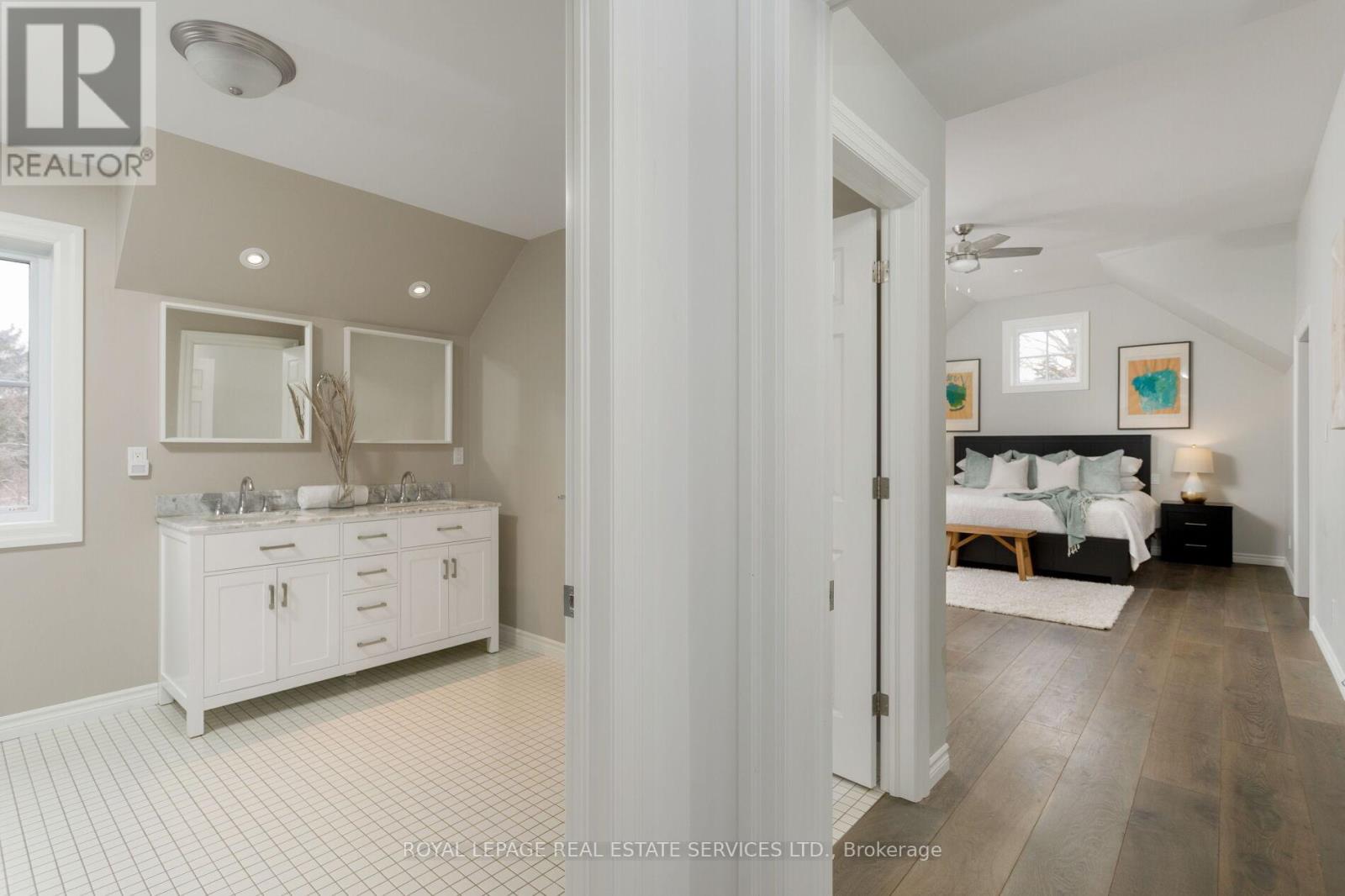 2088 Saxon Road, Oakville, Ontario  L6L 2V2 - Photo 21 - W12385927