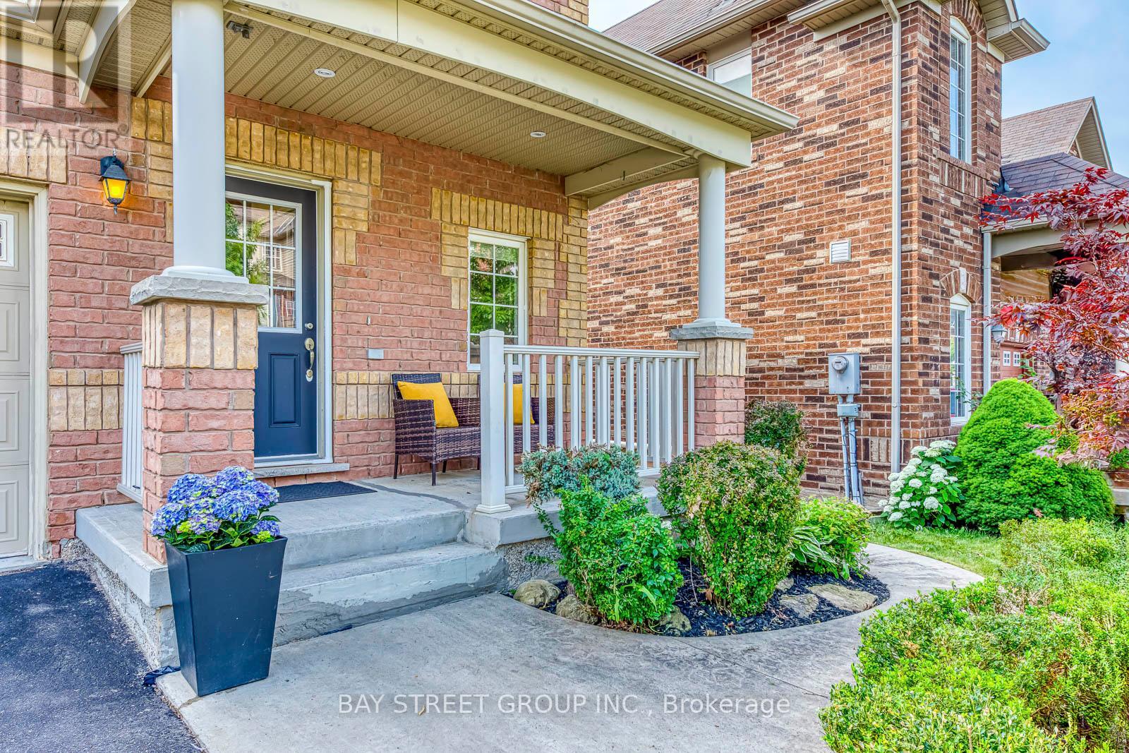 75 Finney Terrace, Milton, Ontario  L9T 7B1 - Photo 6 - W12385929