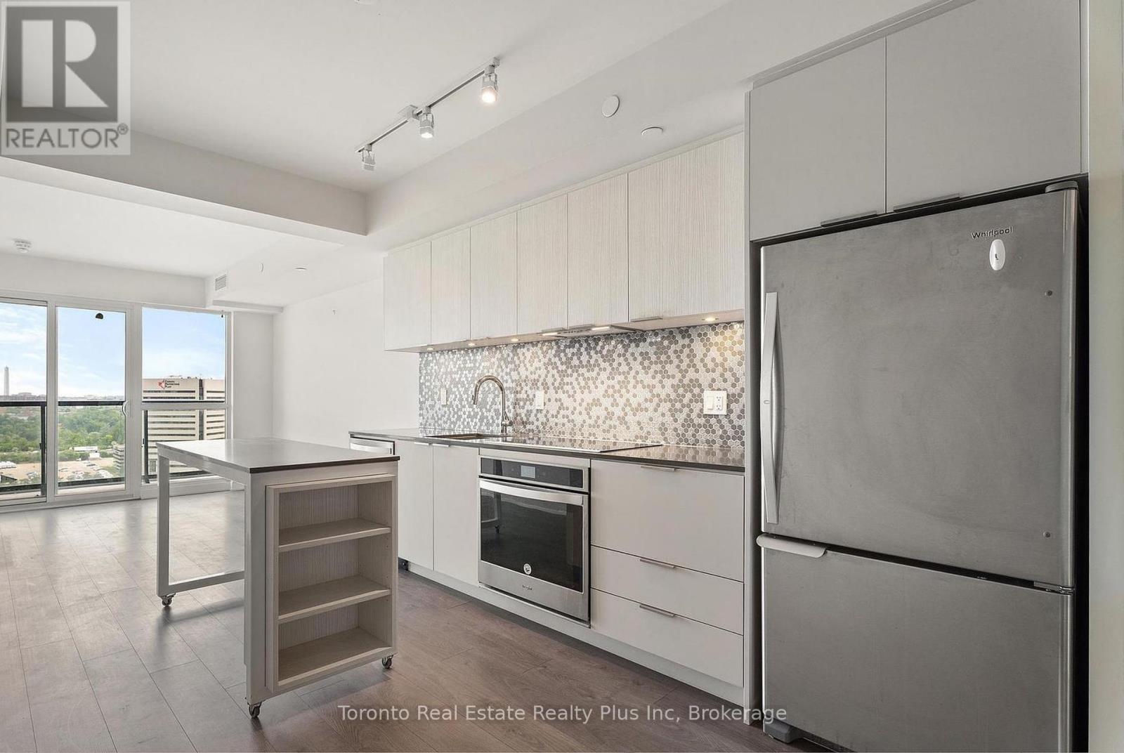 1705 - 2 Sonic Way, Toronto, Ontario  M3C 0P2 - Photo 23 - C12385930