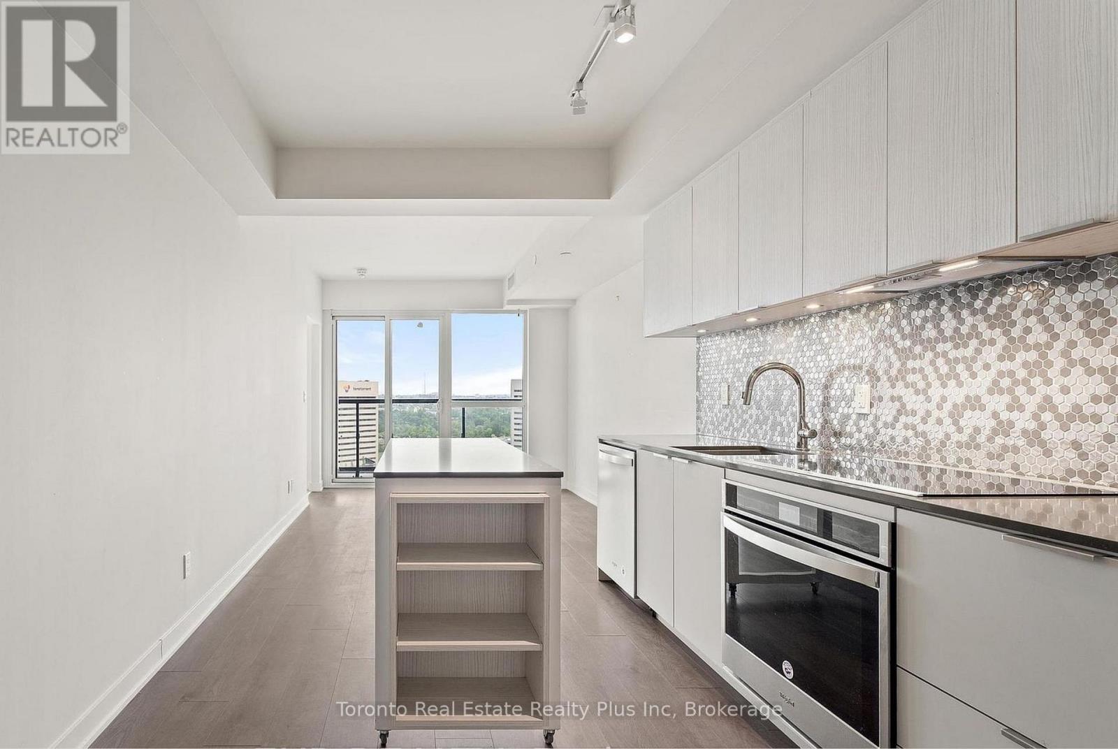 1705 - 2 Sonic Way, Toronto, Ontario  M3C 0P2 - Photo 25 - C12385930