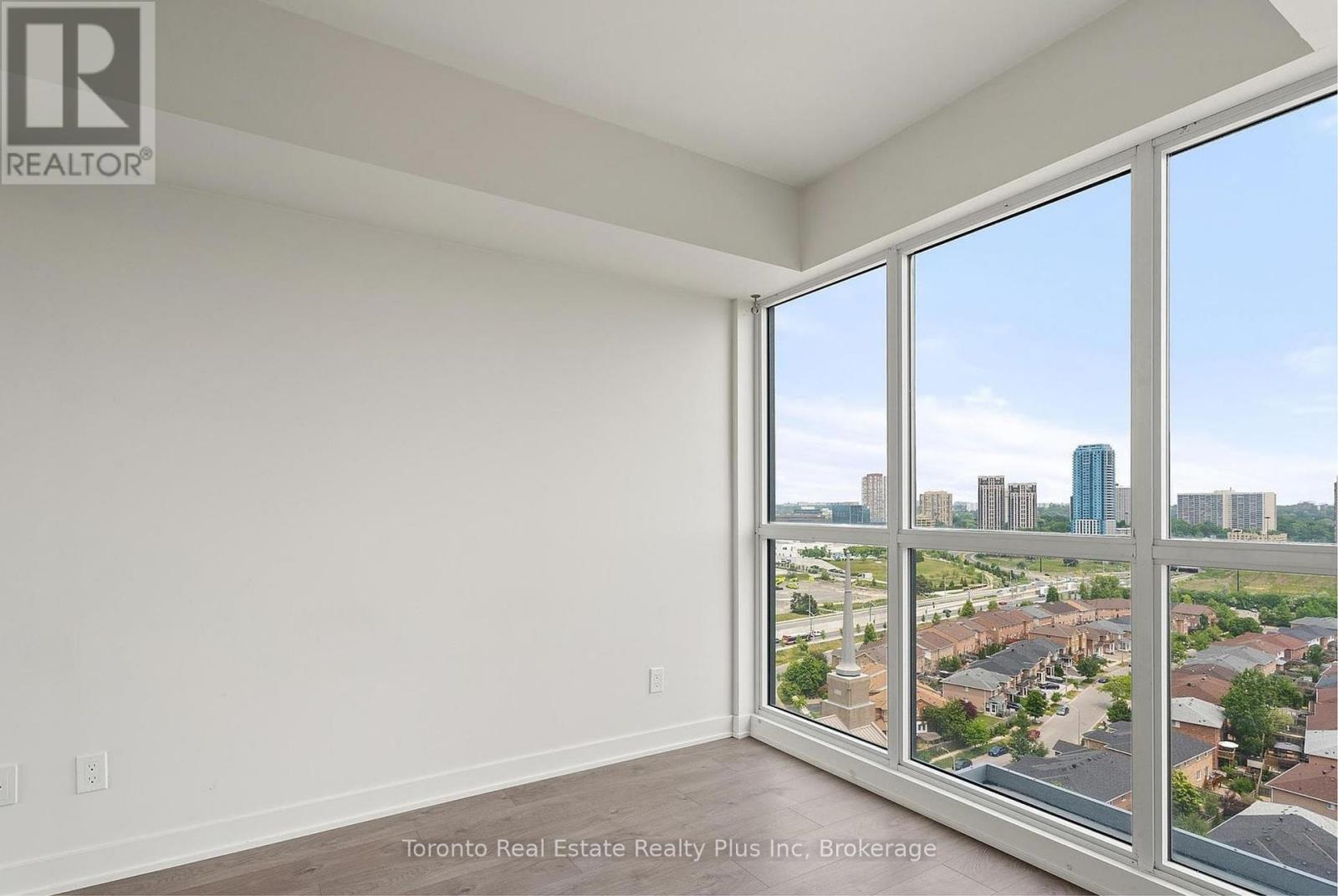 1705 - 2 Sonic Way, Toronto, Ontario  M3C 0P2 - Photo 5 - C12385930