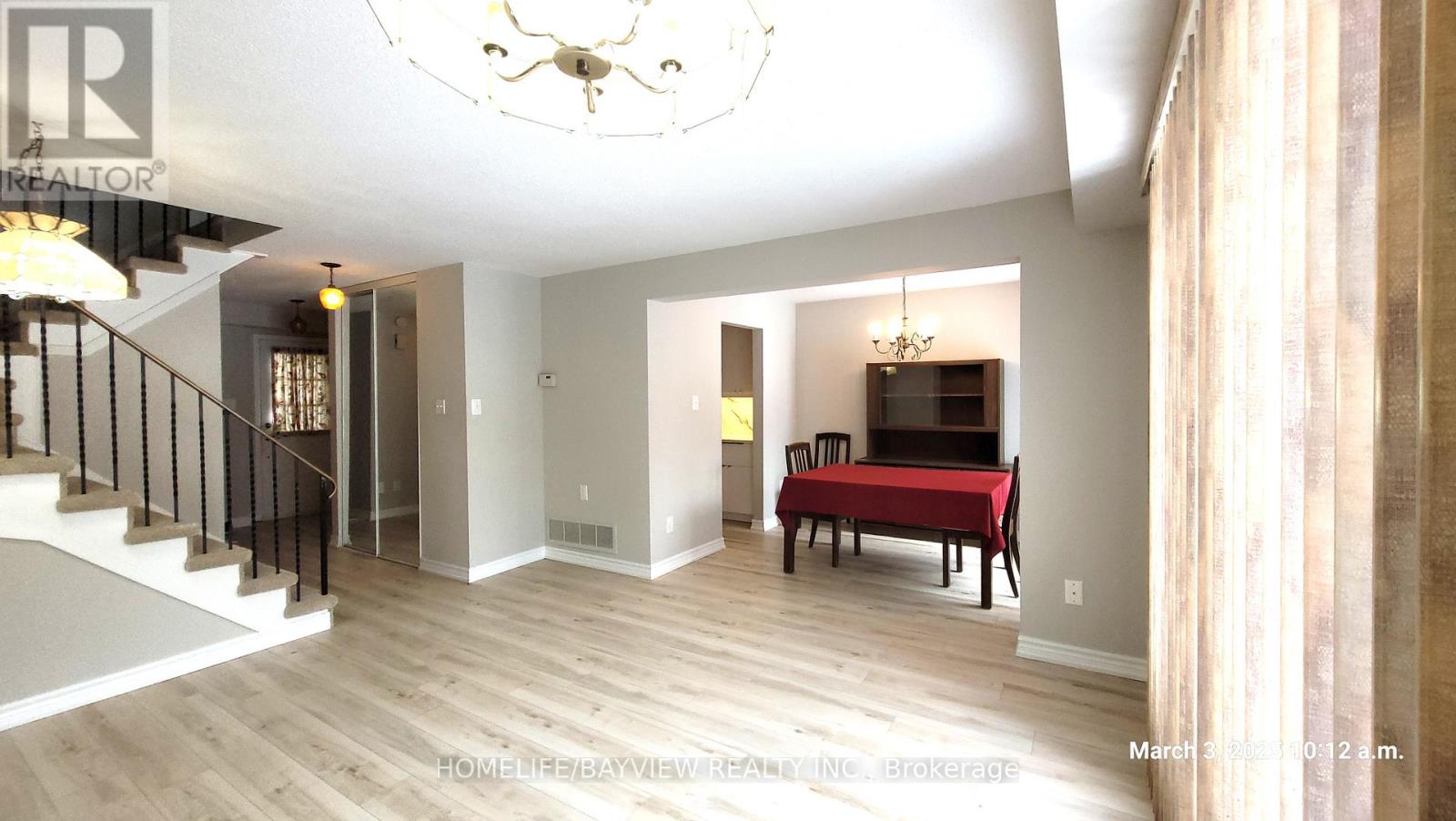 87 Moorehouse Drive, Toronto (Milliken), Ontario  M1V 2E2 - Photo 5 - E12385938