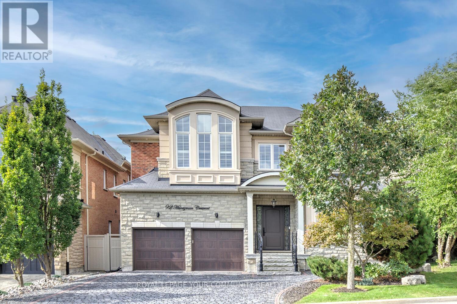 Property at 92 HEINTZMAN CRESCENT image 1