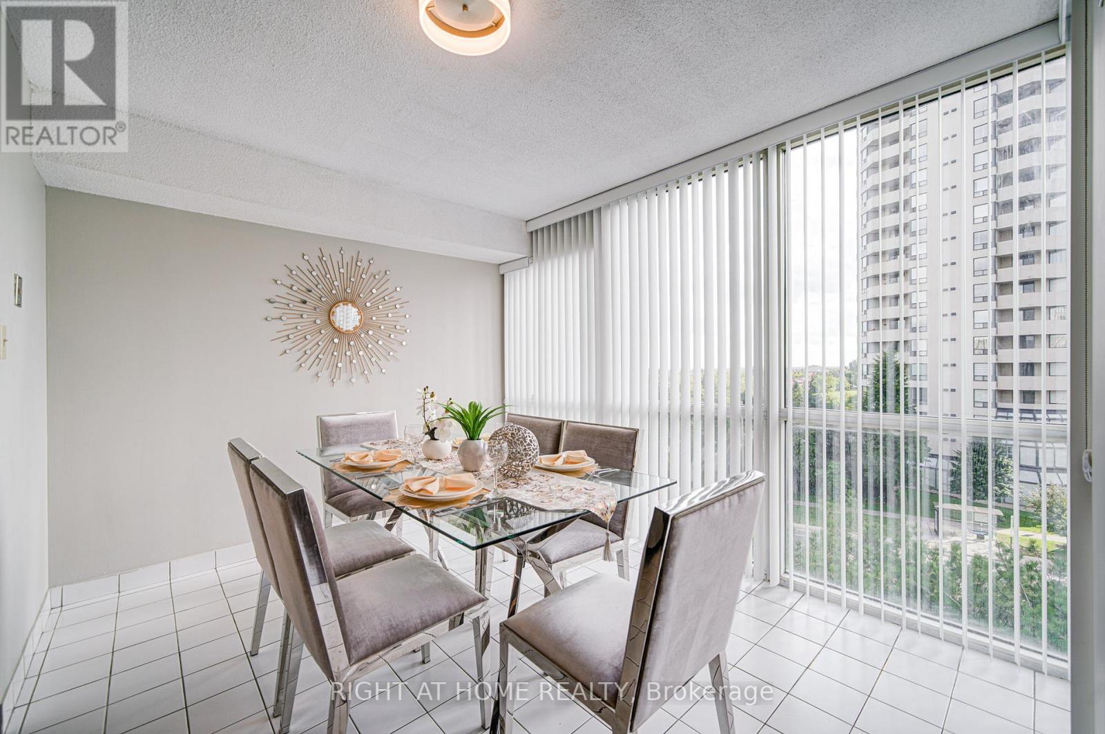 501 - 350 Webb Drive, Mississauga, Ontario  L5B 3W4 - Photo 16 - W12385941