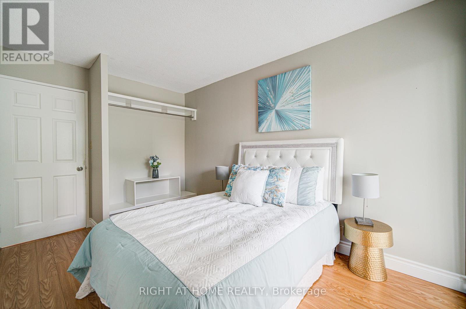 501 - 350 Webb Drive, Mississauga, Ontario  L5B 3W4 - Photo 26 - W12385941