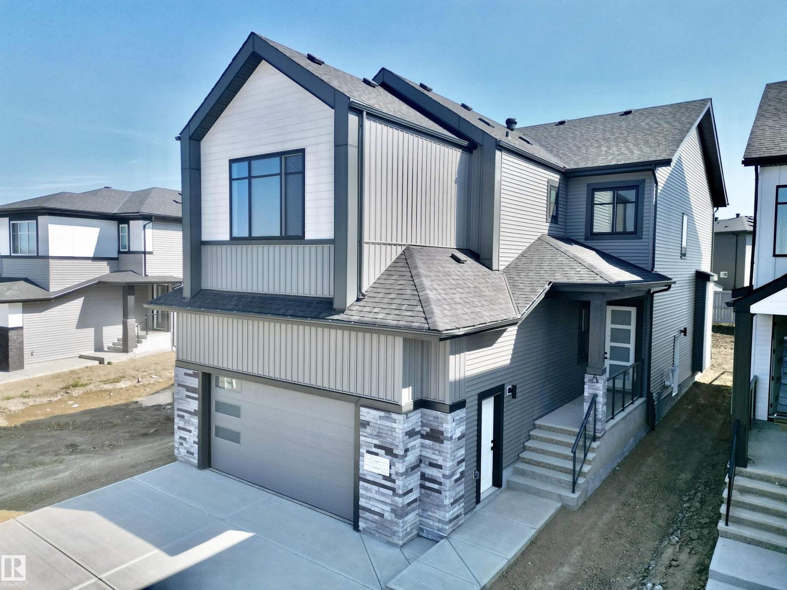 7027 KIVIAQ CR SW, Edmonton, Alberta