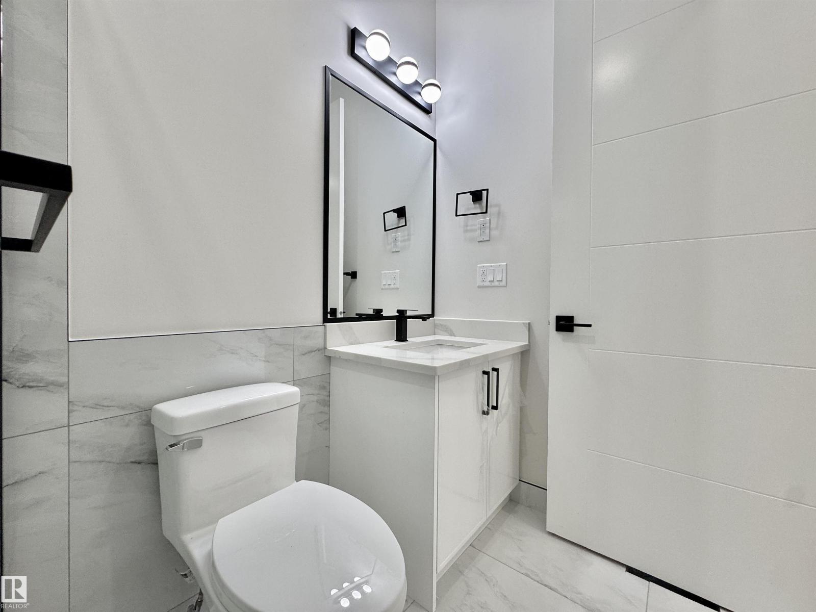 7027 Kiviaq Cr Sw, Edmonton, Alberta  T6W 5R2 - Photo 33 - E4456524