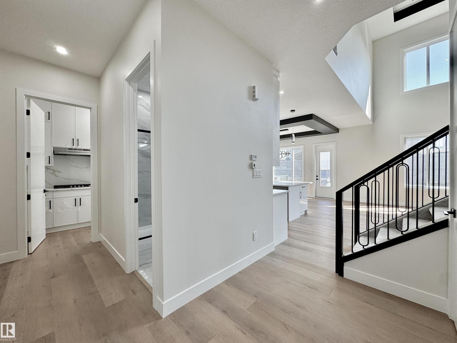 7027 Kiviaq Cr Sw, Edmonton, Alberta  T6W 5R2 - Photo 35 - E4456524