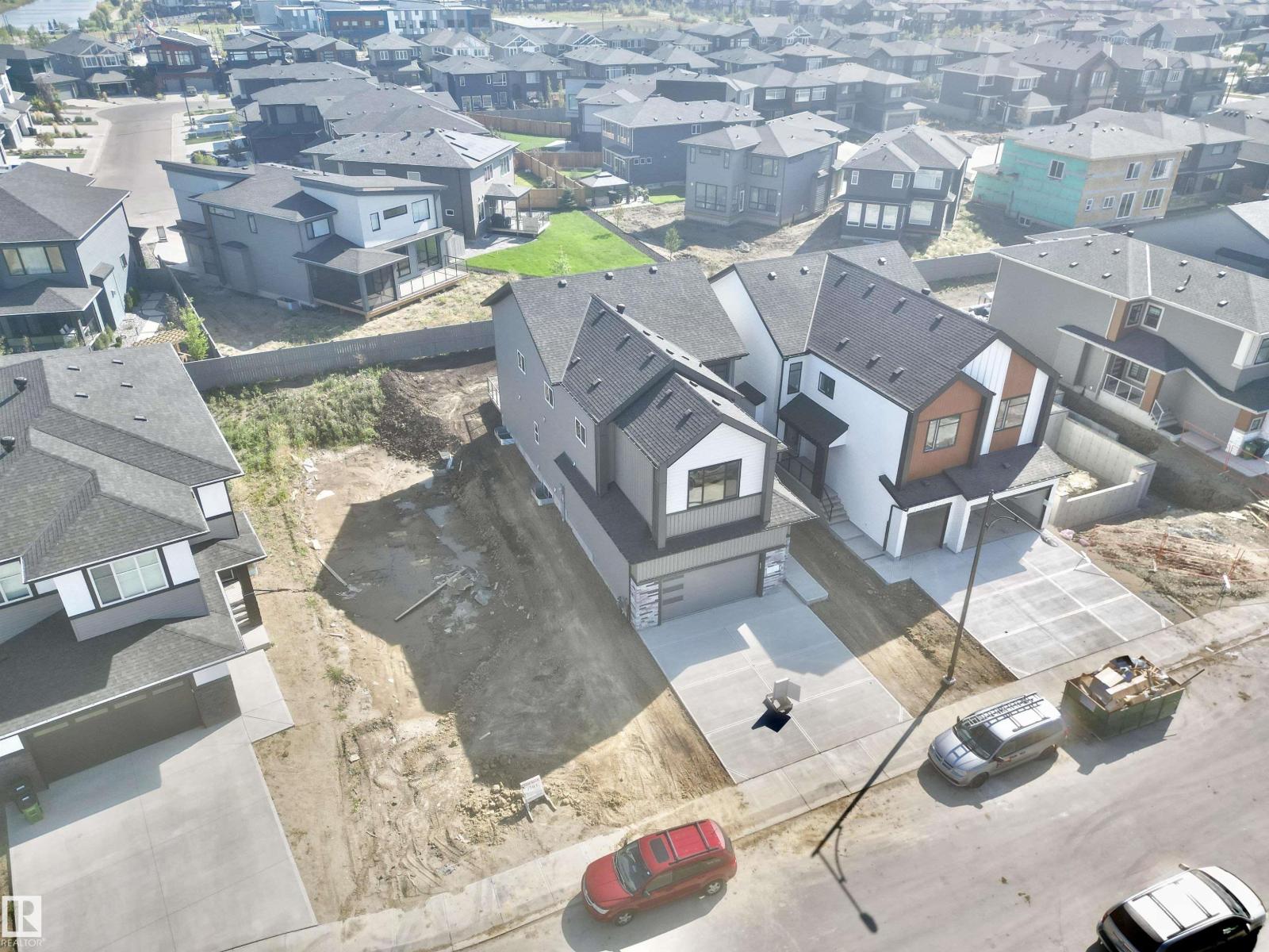 7027 Kiviaq Cr Sw, Edmonton, Alberta  T6W 5R2 - Photo 4 - E4456524