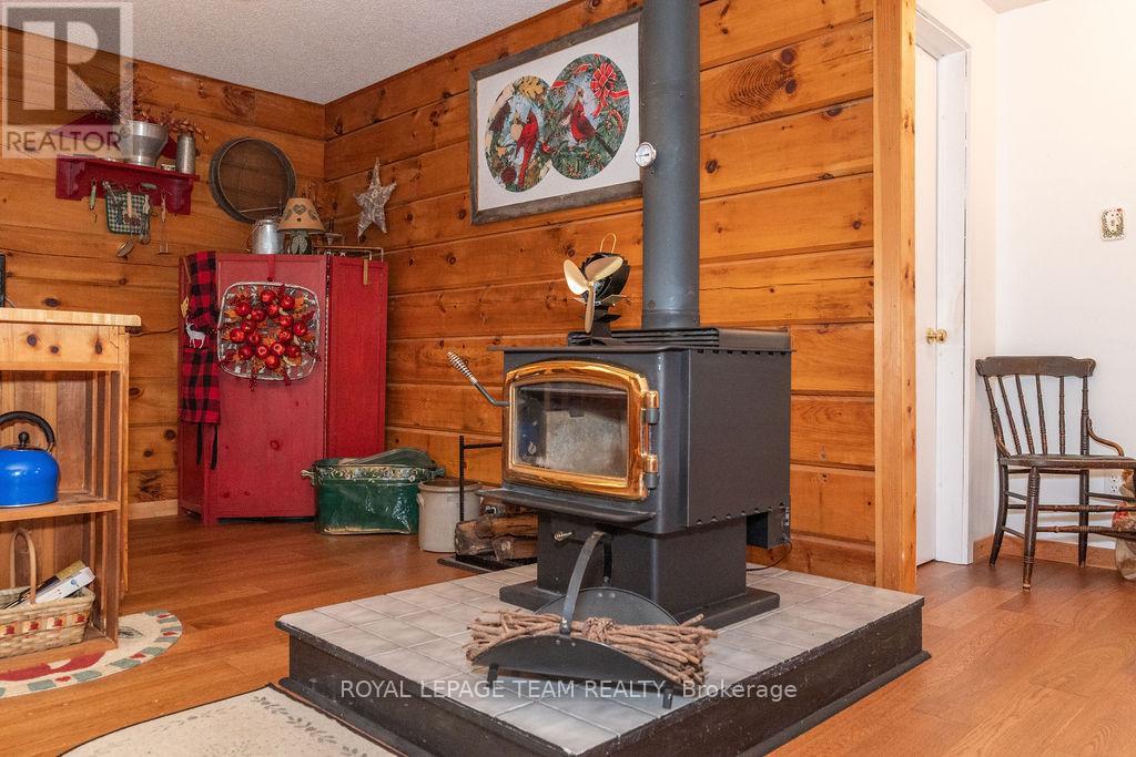 153 Recoskie Lane, Killaloe, Ontario  K0J 2A0 - Photo 17 - X12234413