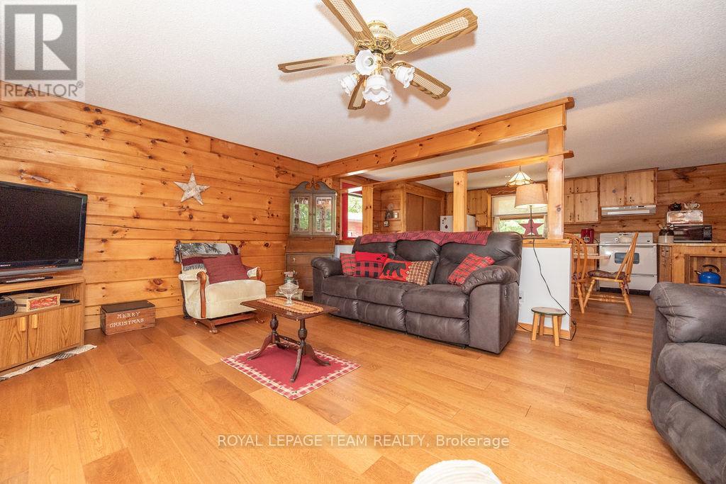 153 Recoskie Lane, Killaloe, Ontario  K0J 2A0 - Photo 18 - X12234413